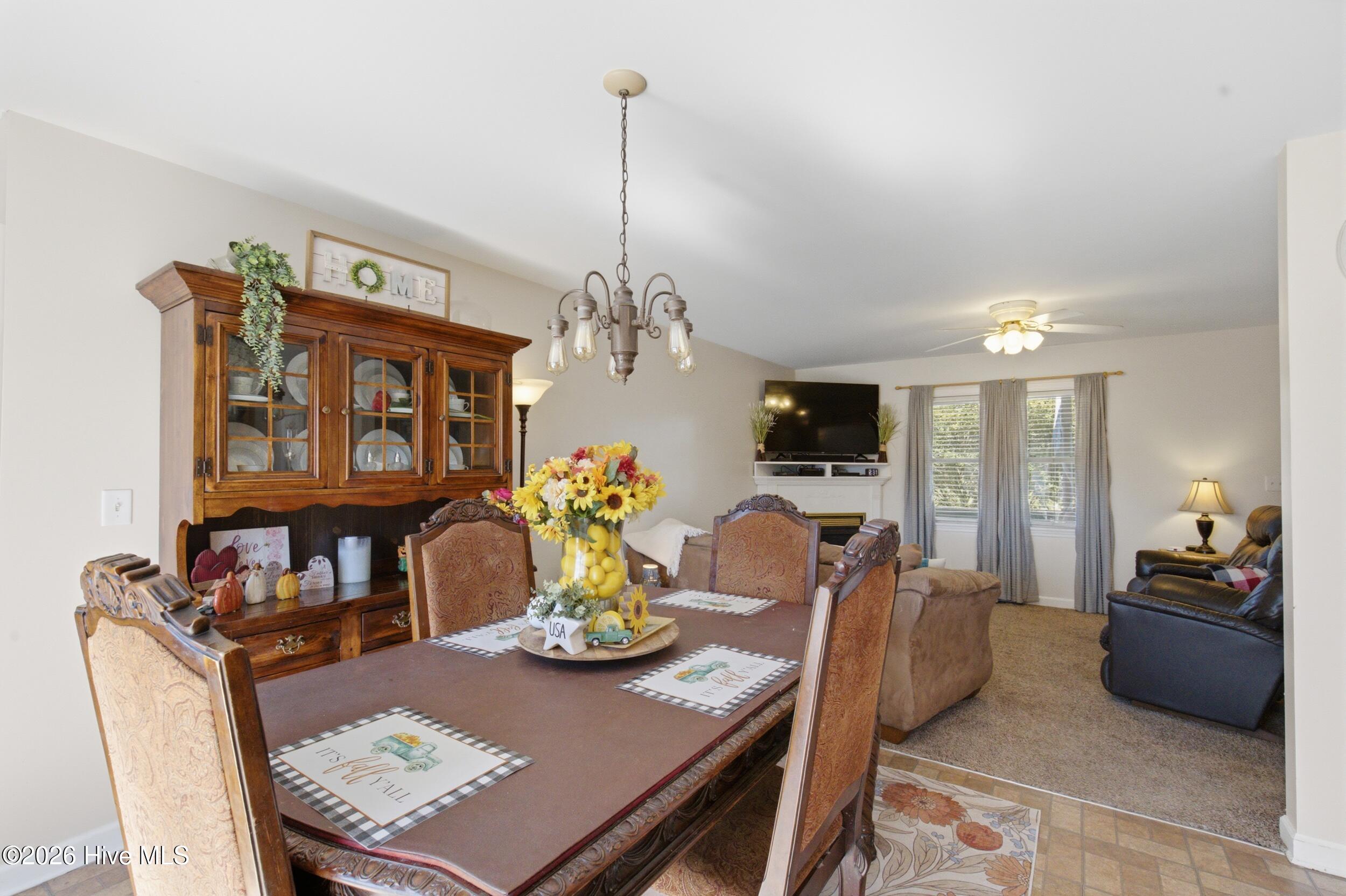 103 Terrilynn Way Property Photo 3