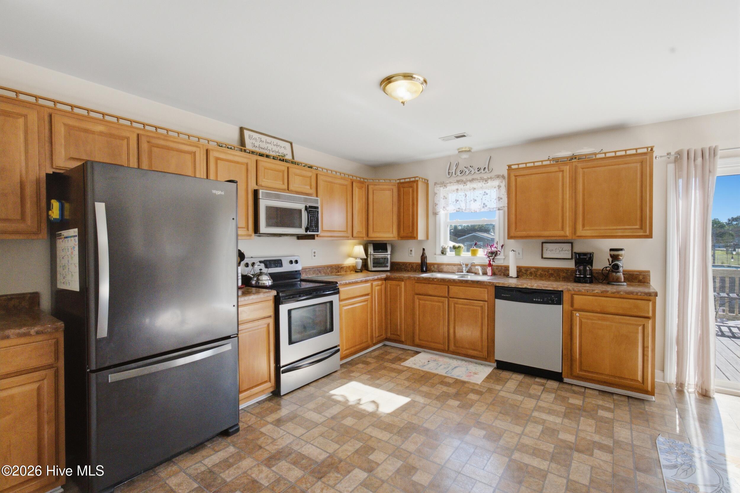 103 Terrilynn Way Property Photo 10
