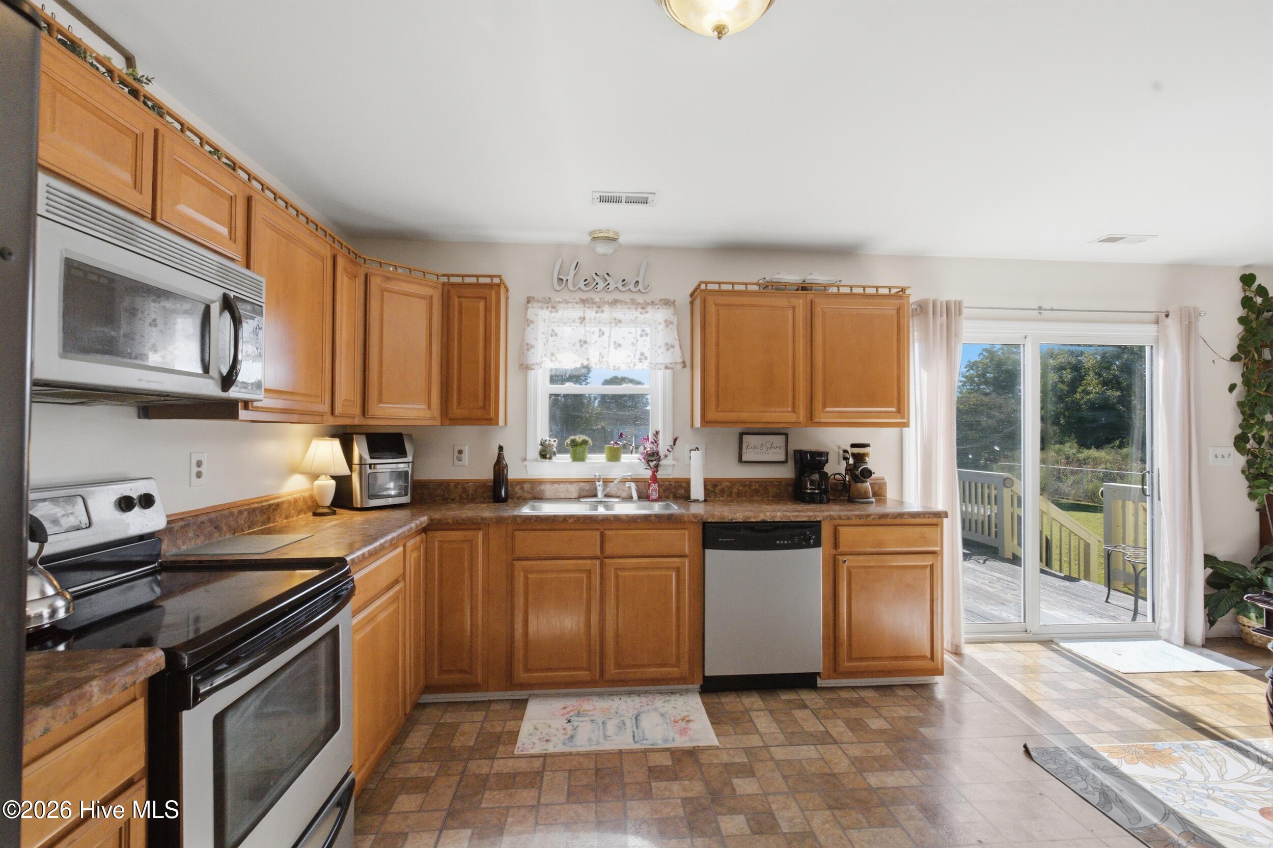 103 Terrilynn Way Property Photo 14