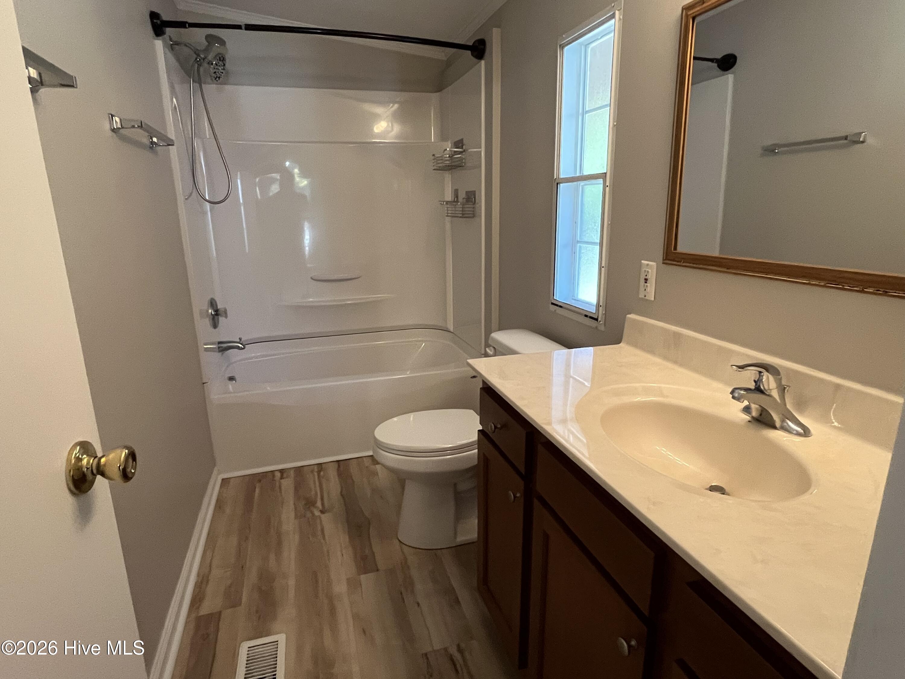 720 Bay Harbor Drive Property Photo 13