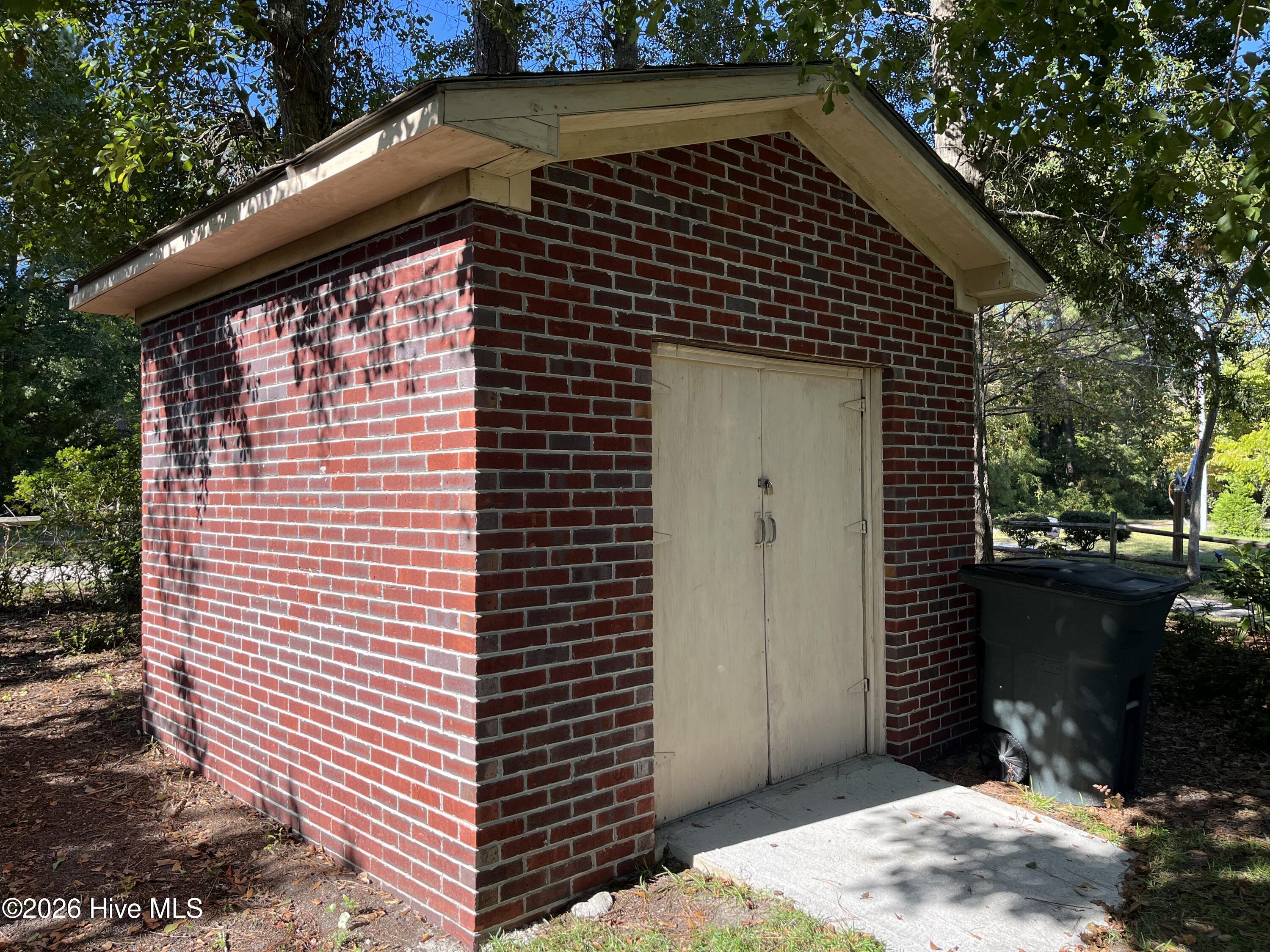 720 Bay Harbor Drive Property Photo 18