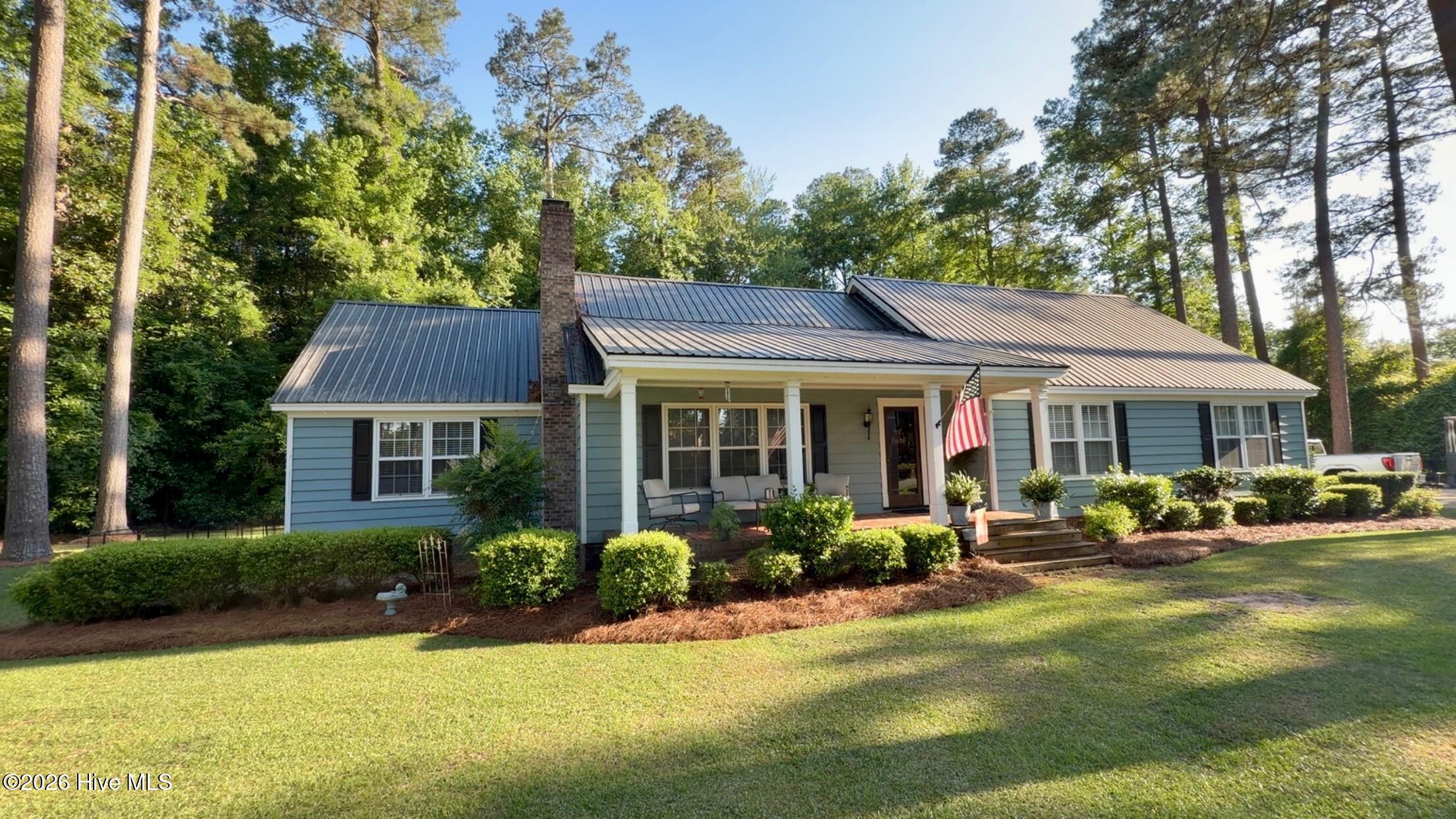 106 Sandwall Drive Property Photo 3