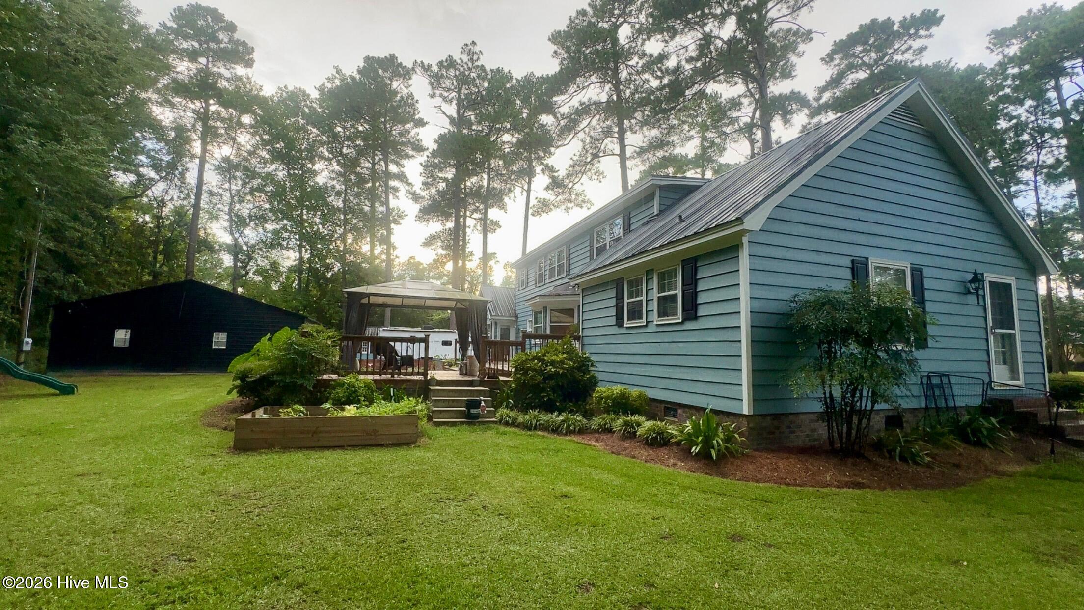106 Sandwall Drive Property Photo 12