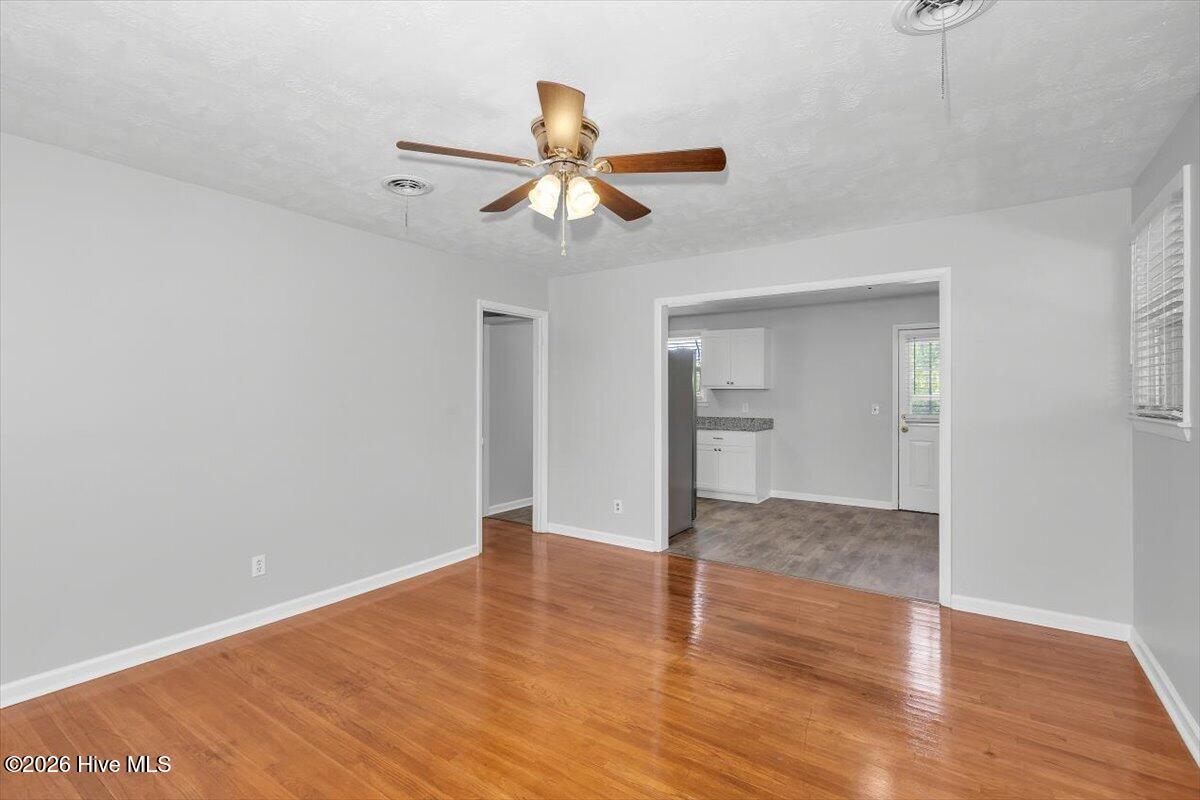 2240 Walden Drive Property Photo 4