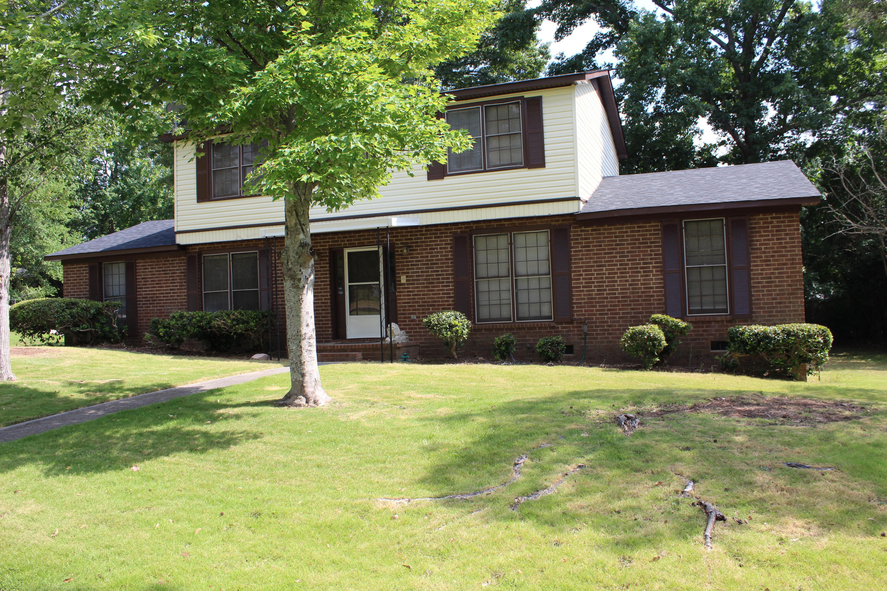 139 Caymen Court Property Photo 4