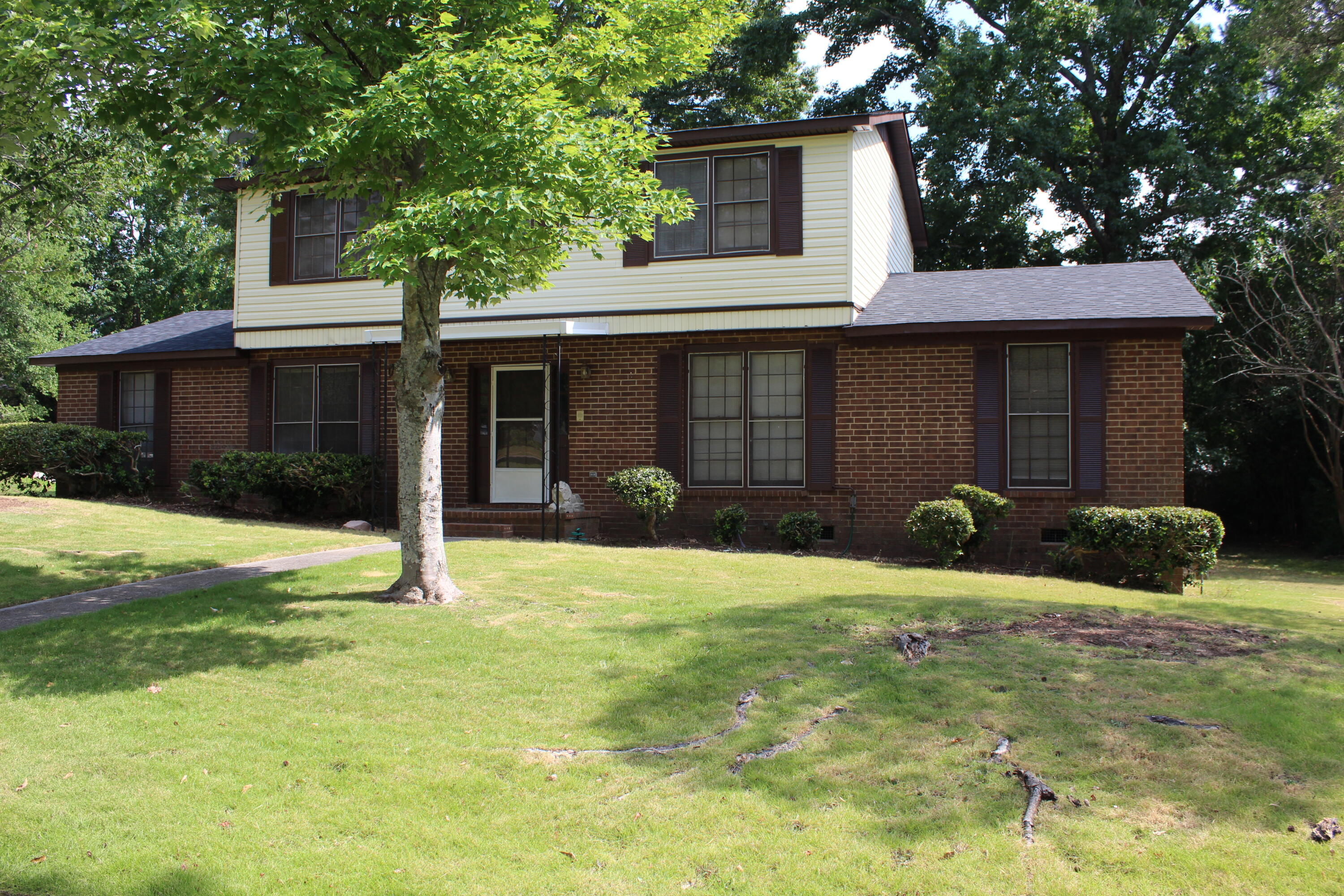 139 Caymen Court Property Photo 5