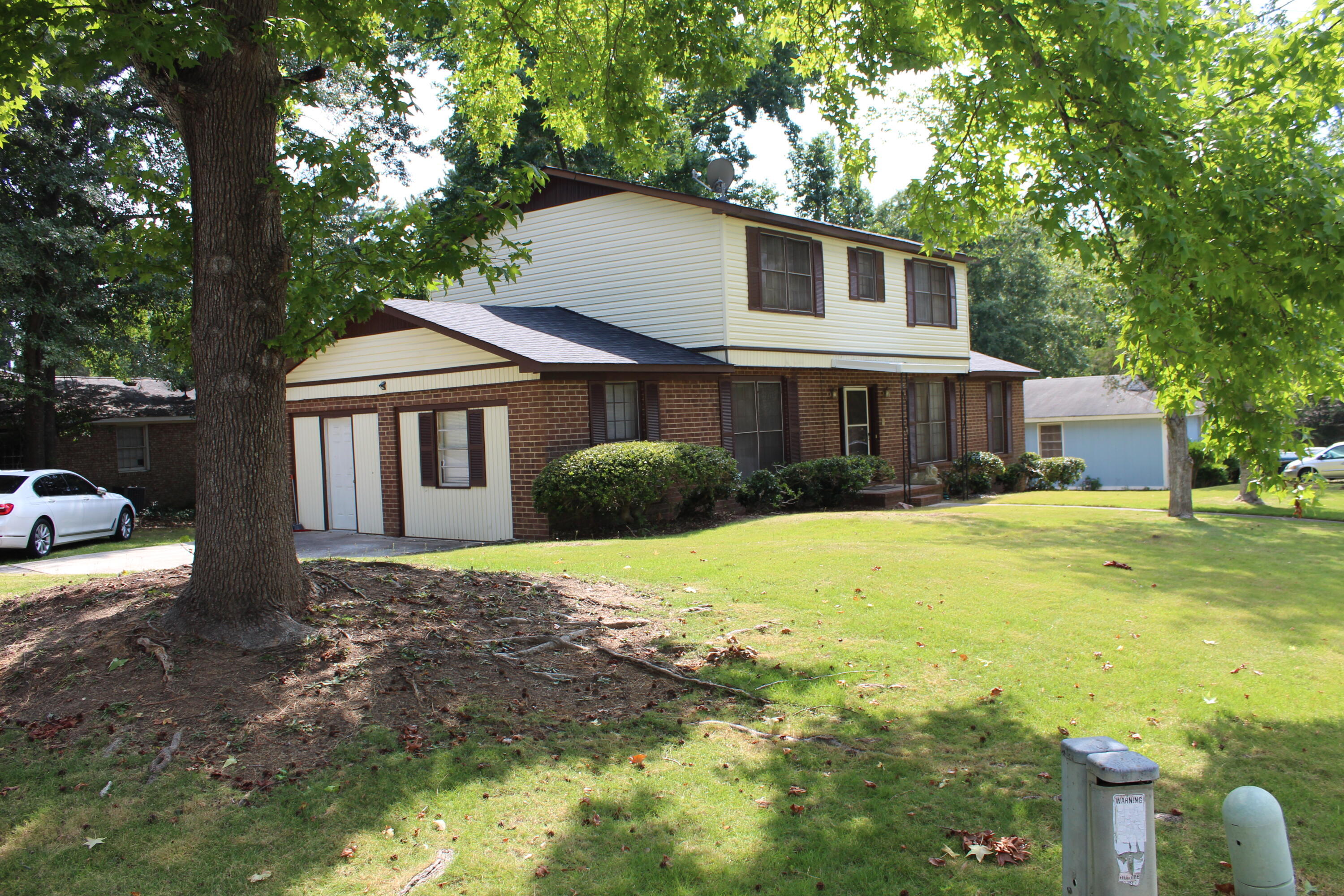 139 Caymen Court Property Photo 8