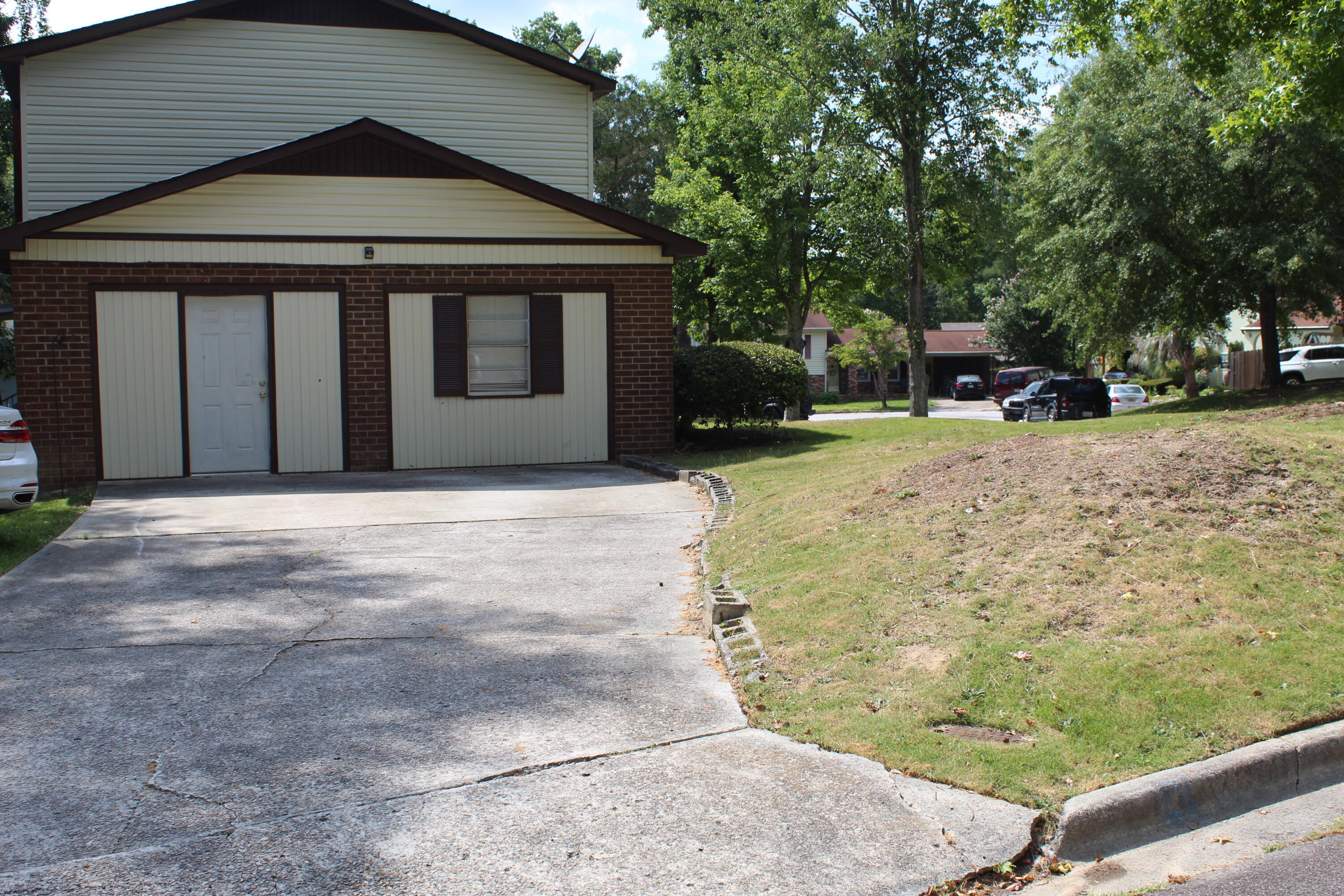 139 Caymen Court Property Photo 12