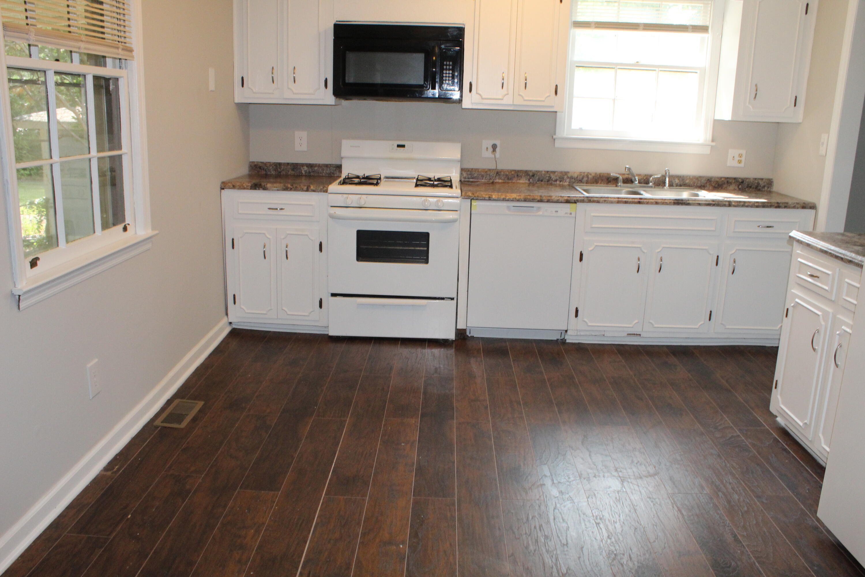 139 Caymen Court Property Photo 27