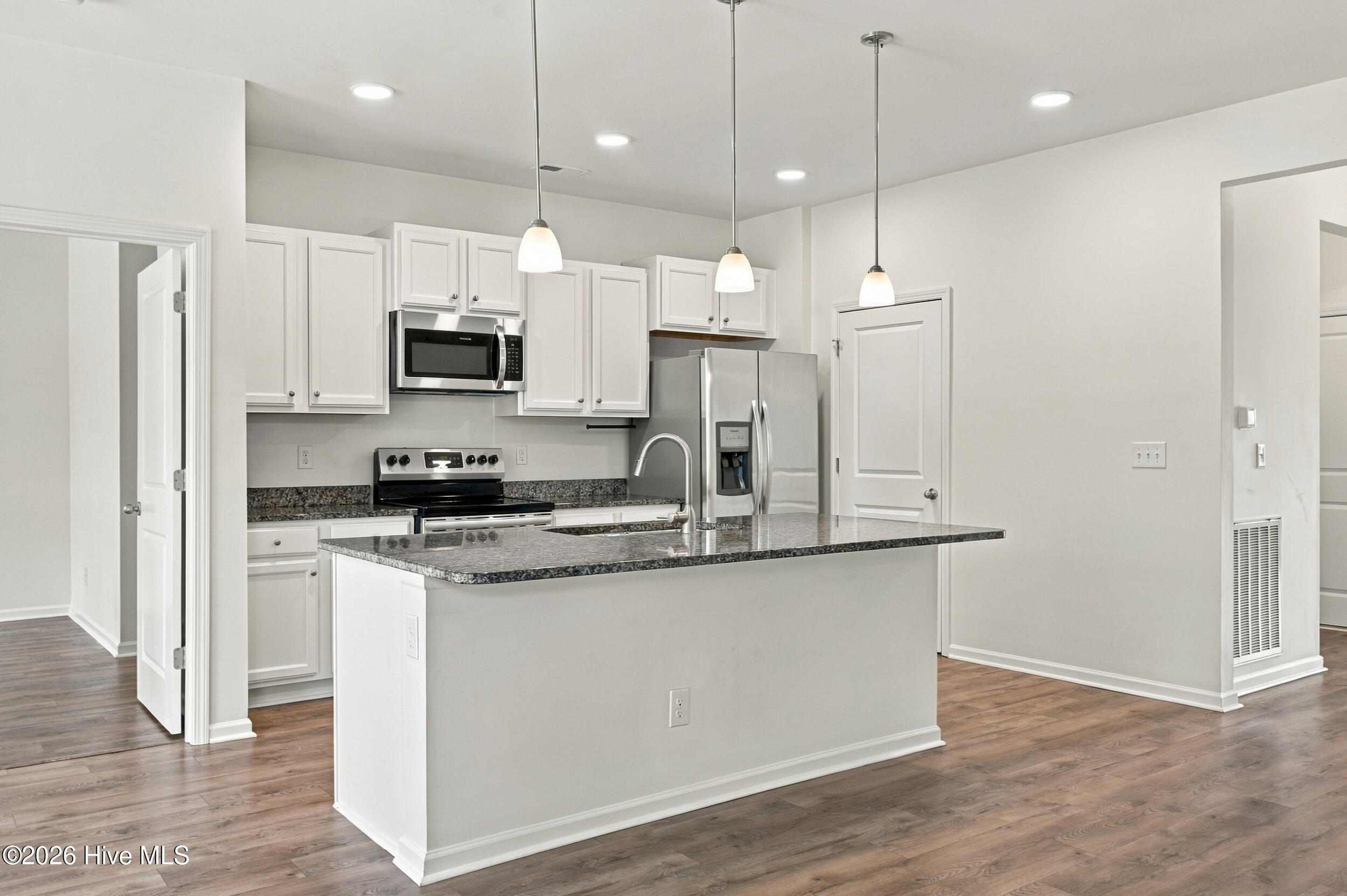 9720 Woodriff Circle Ne Property Photo 11