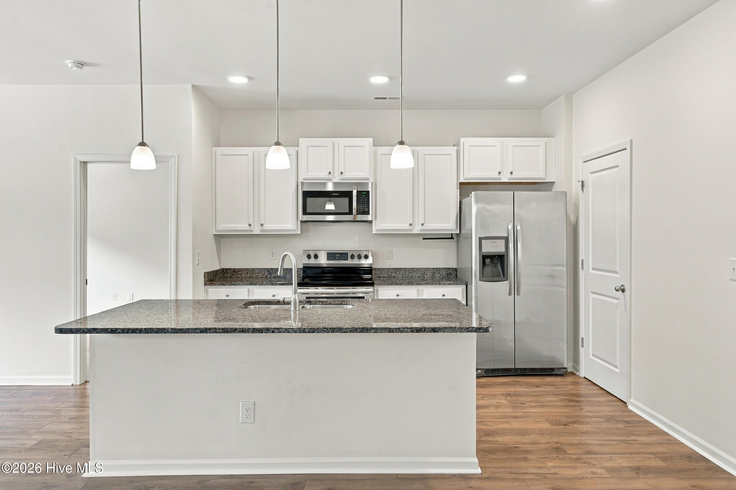 9720 Woodriff Circle Ne Property Photo 12