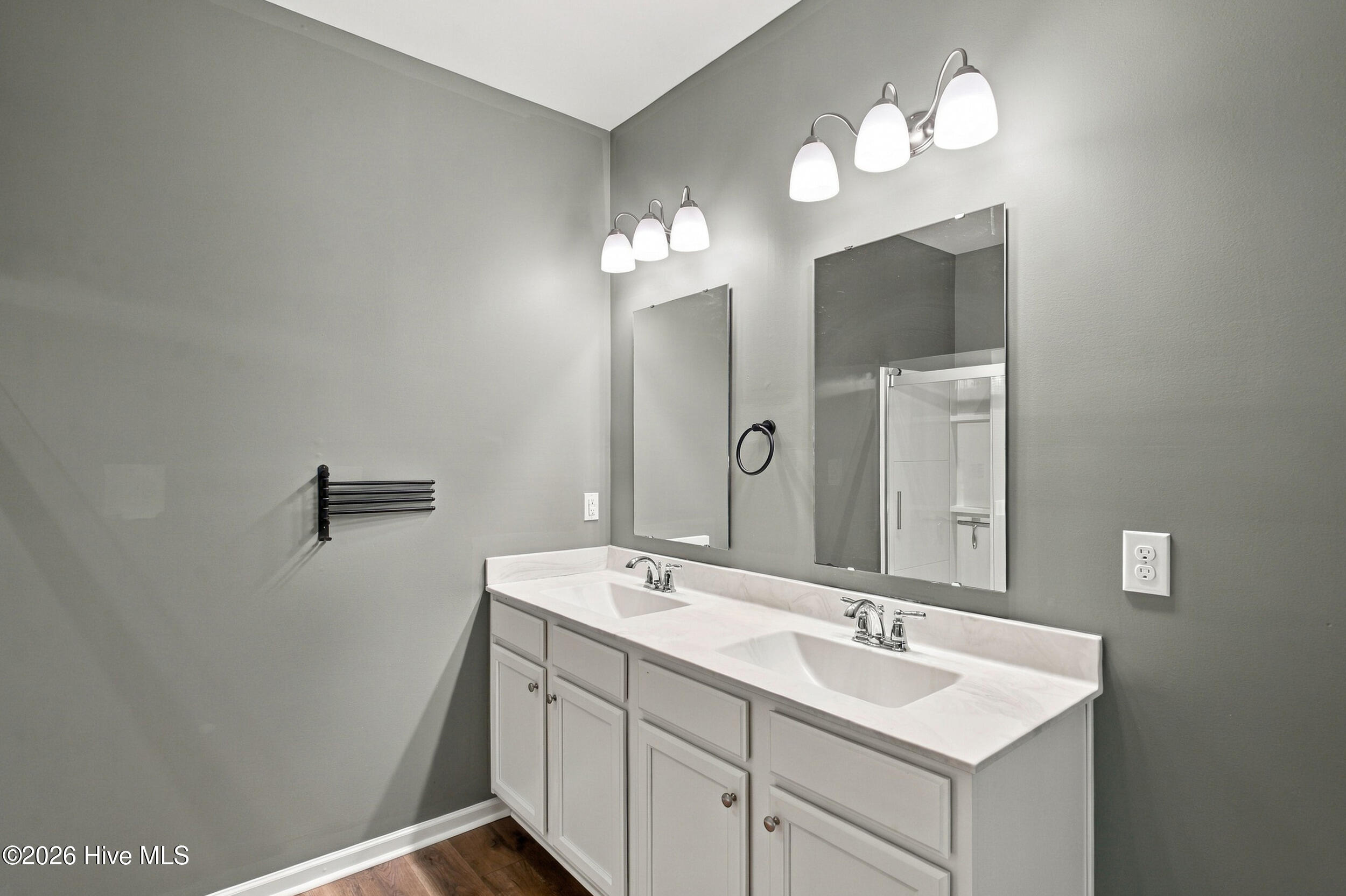 9720 Woodriff Circle Ne Property Photo 23