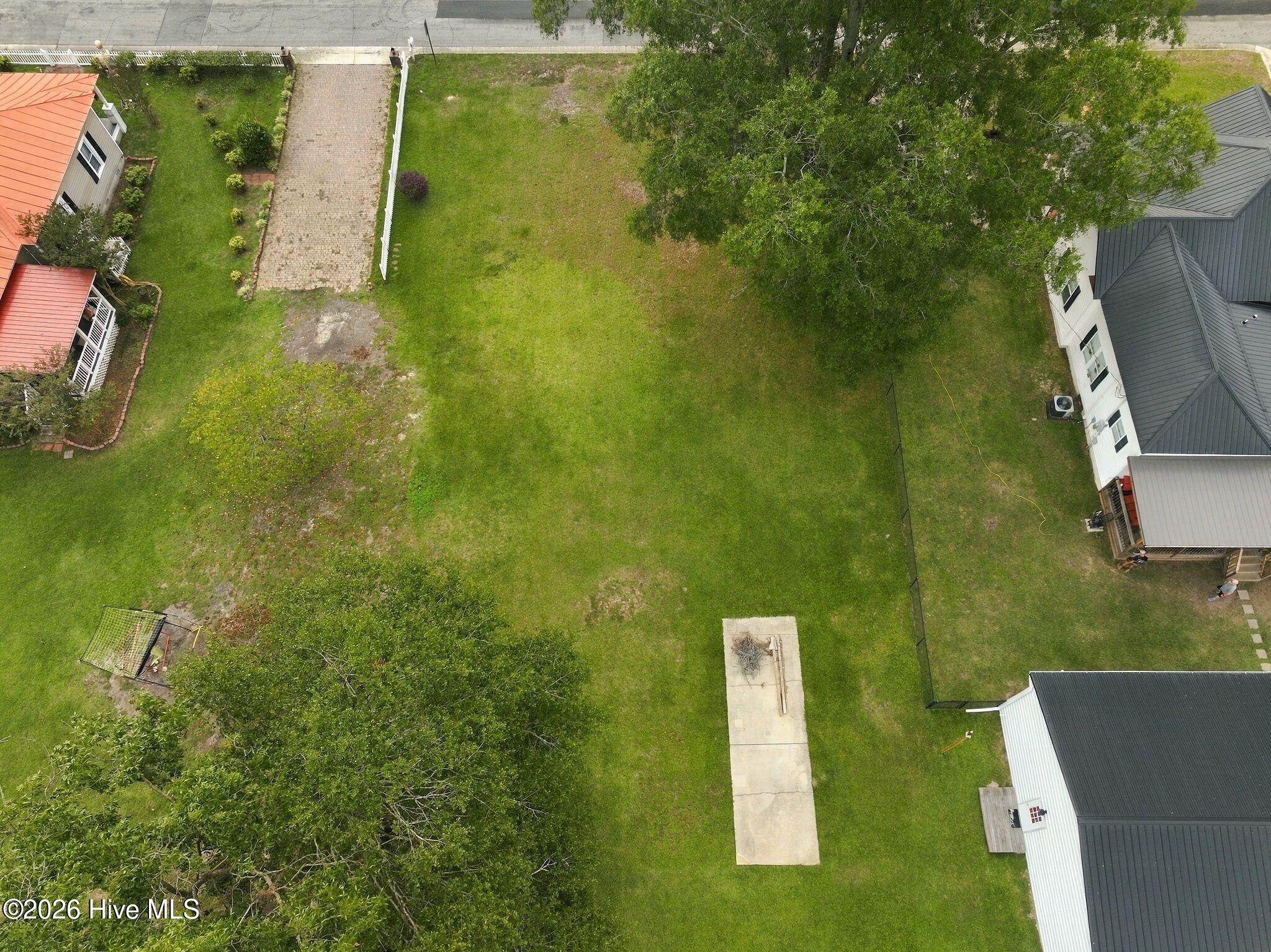 302 E Hargett Street Property Photo 8