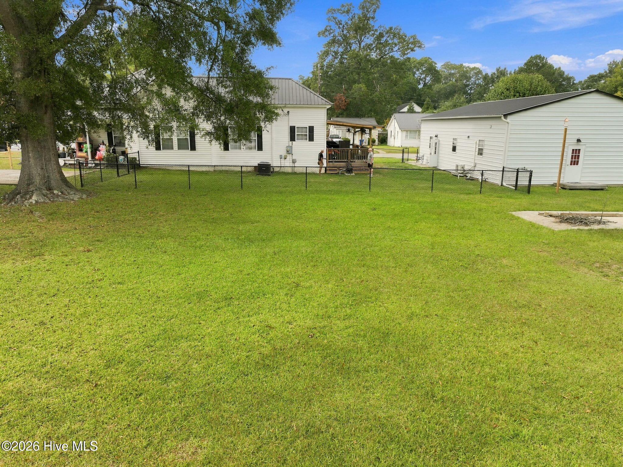 302 E Hargett Street Property Photo 15