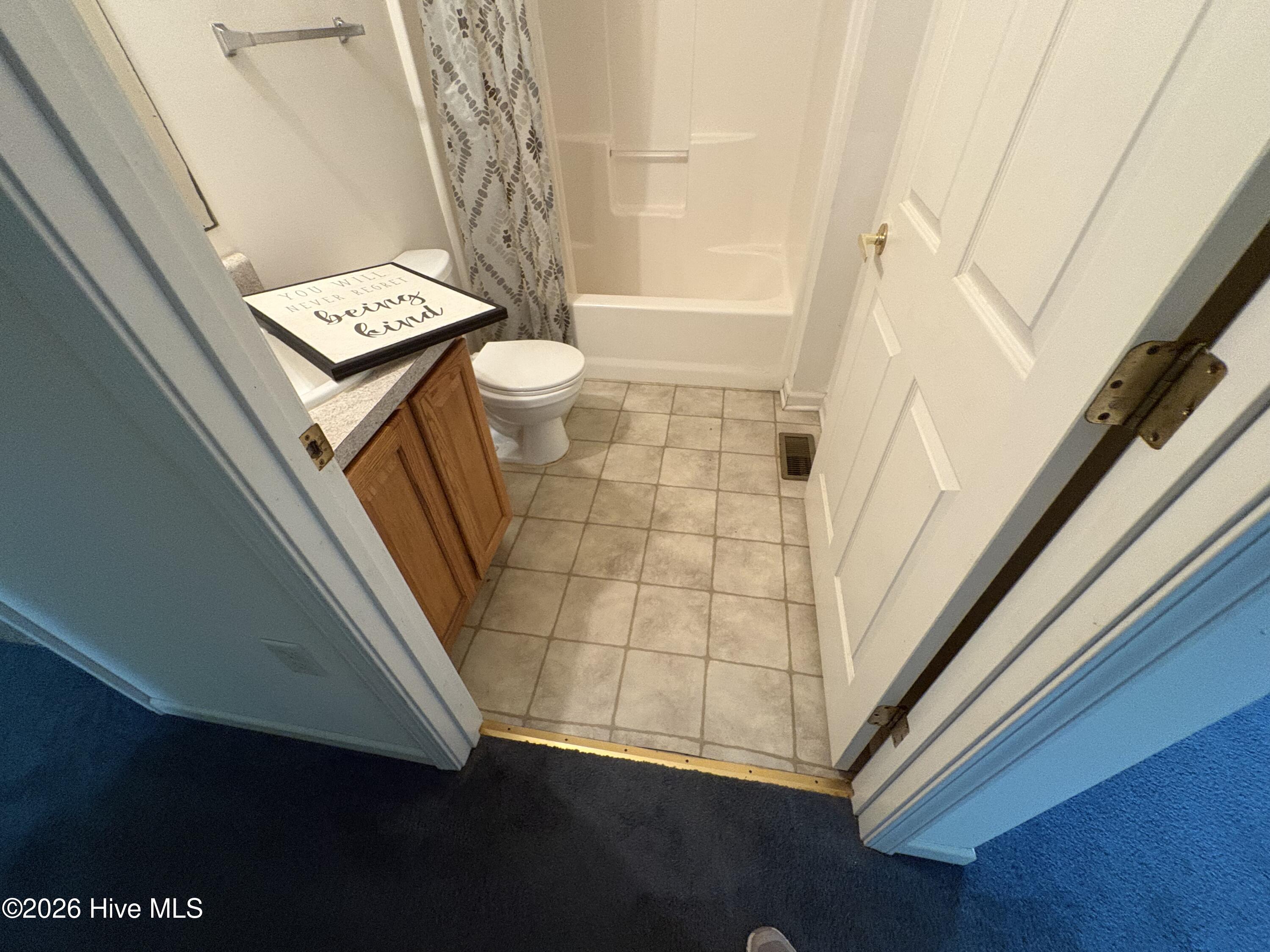 436 W Pantego Street Property Photo 12