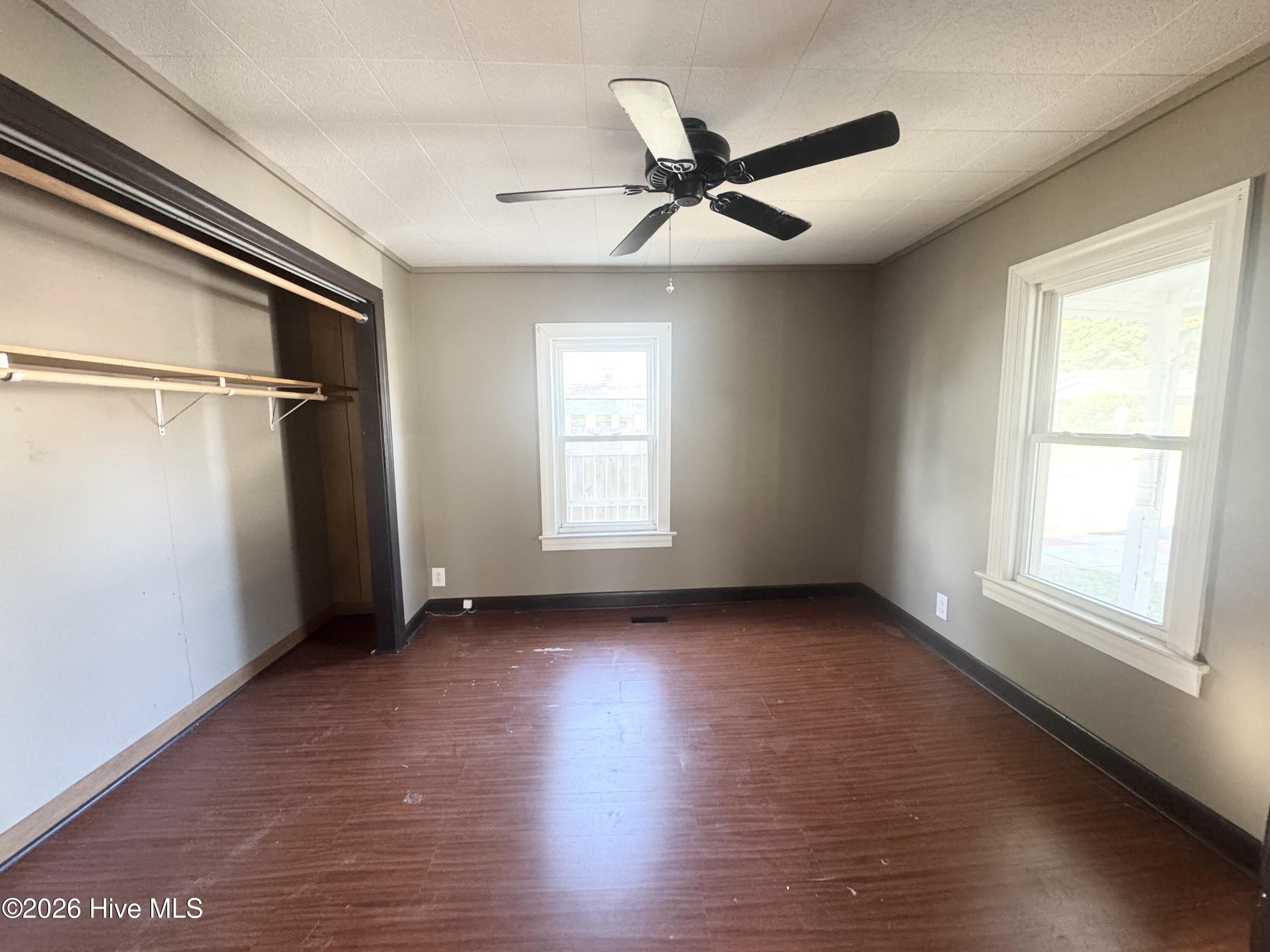 800 2nd Street Property Photo 2