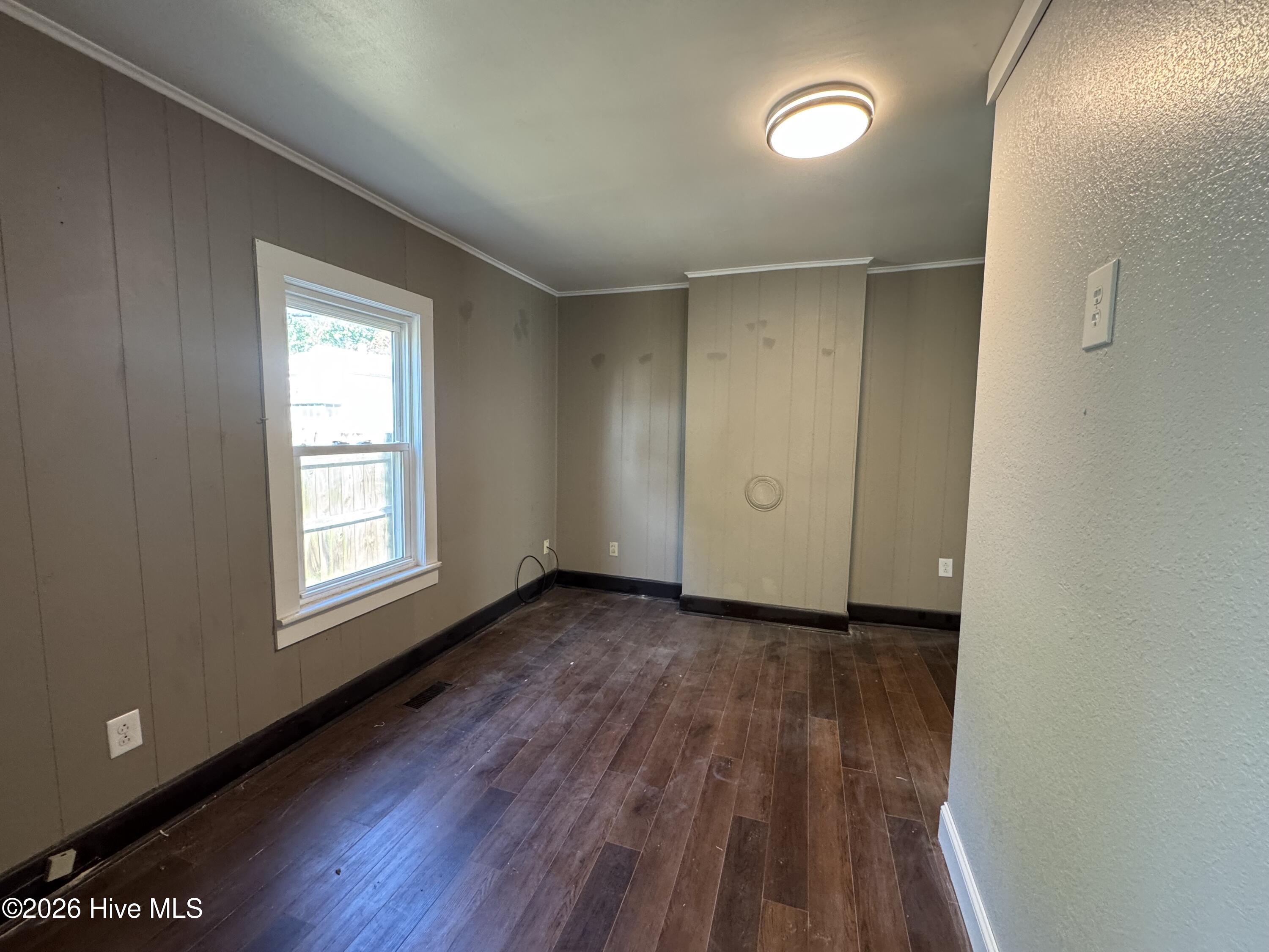 800 2nd Street Property Photo 5
