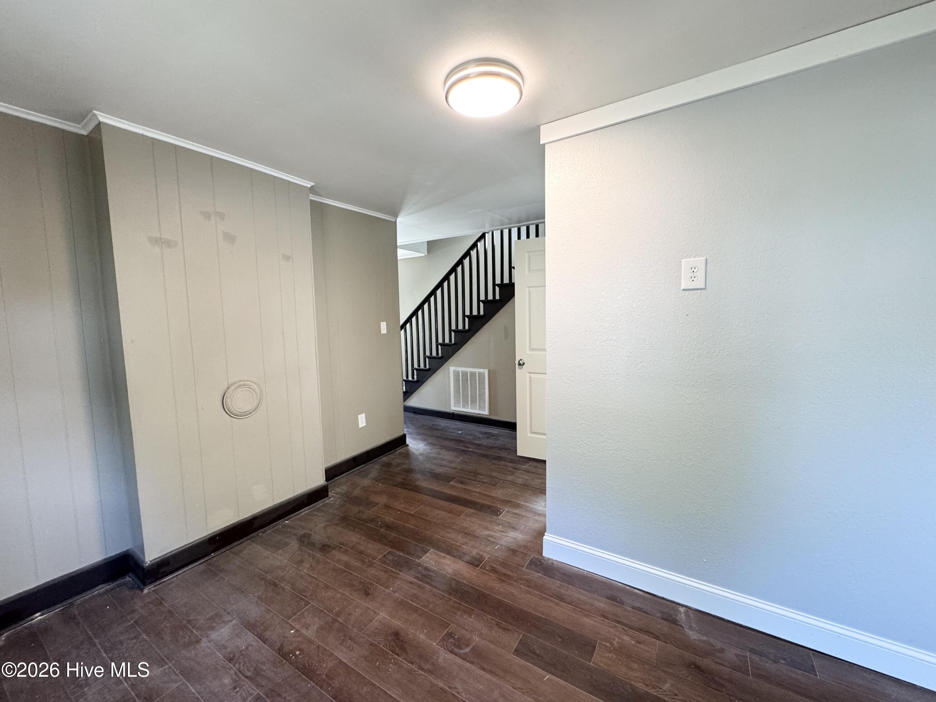 800 2nd Street Property Photo 6