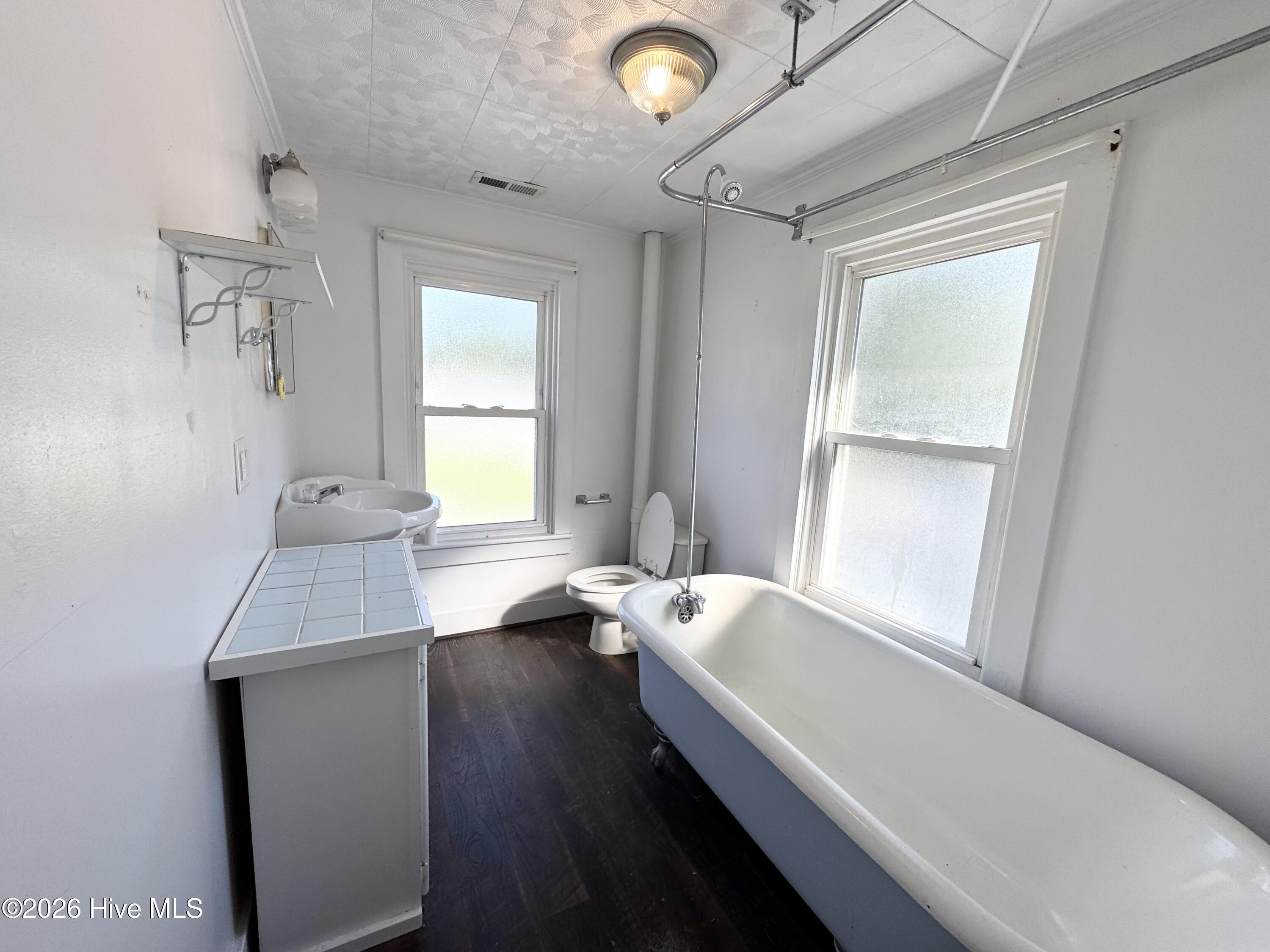 800 2nd Street Property Photo 7