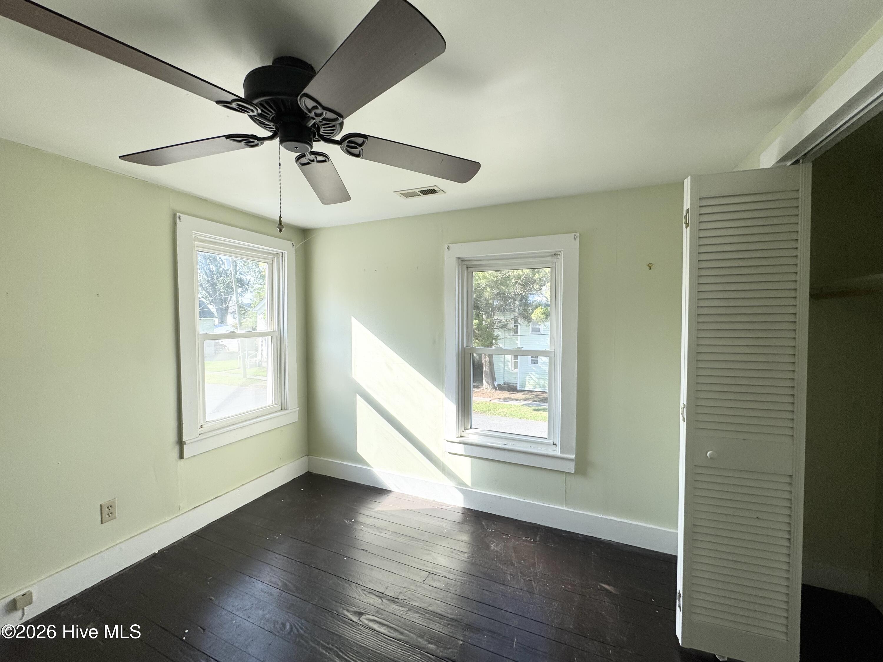 800 2nd Street Property Photo 9