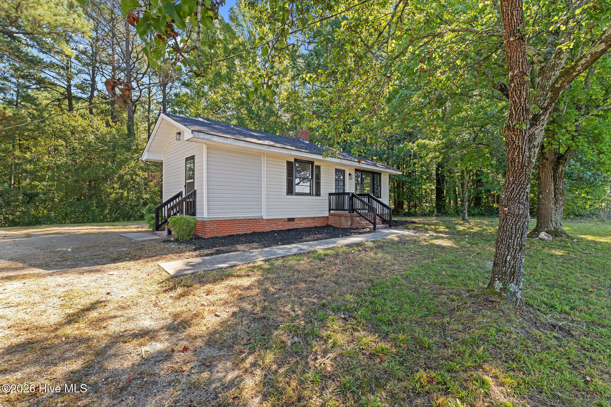 6709 Garrett Road Property Photo 2
