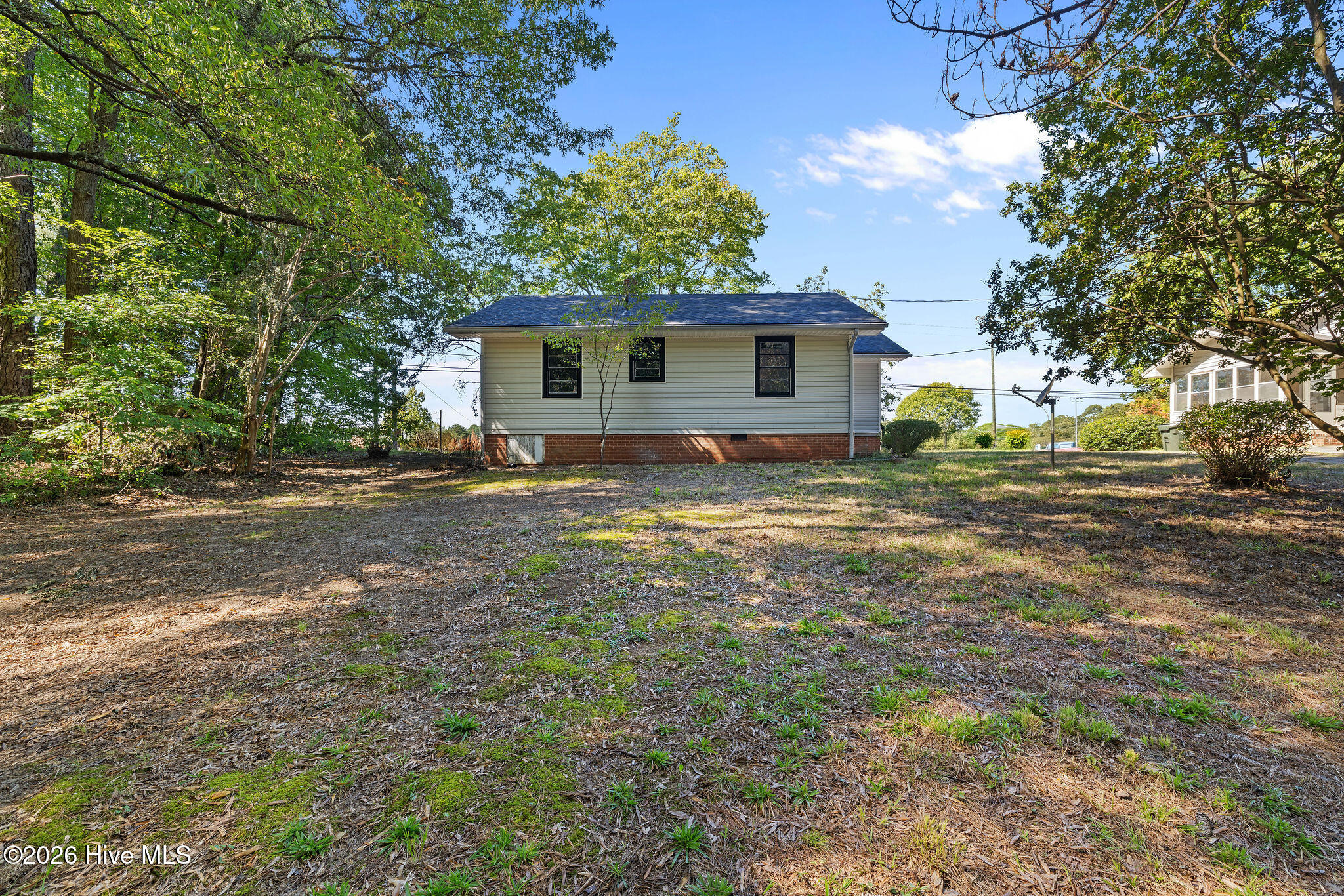 6709 Garrett Road Property Photo 3