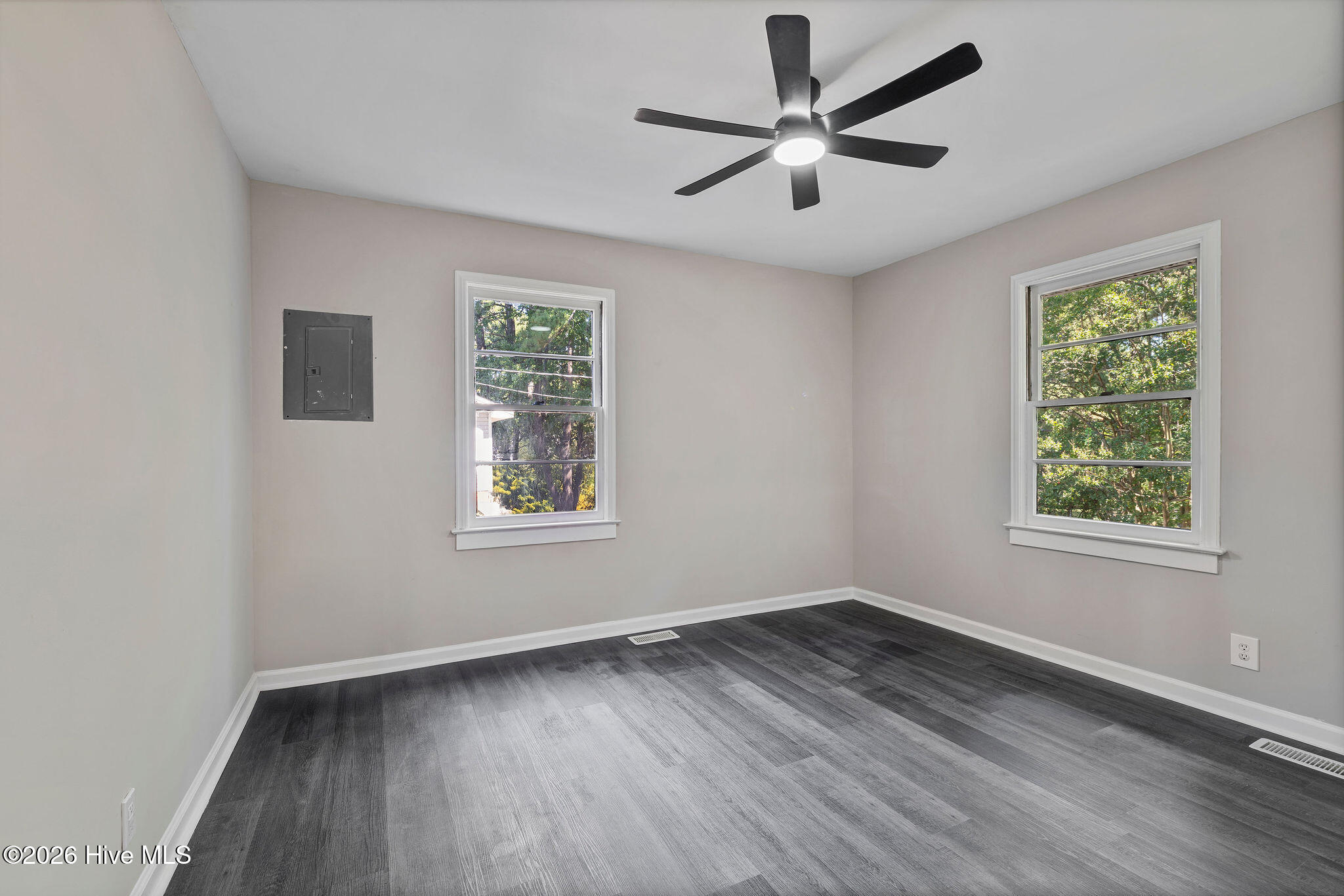 6709 Garrett Road Property Photo 11