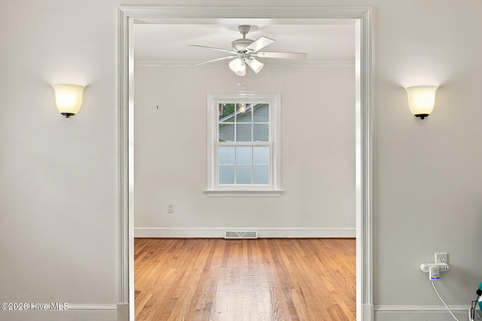 109 W 13th Street Property Photo 18