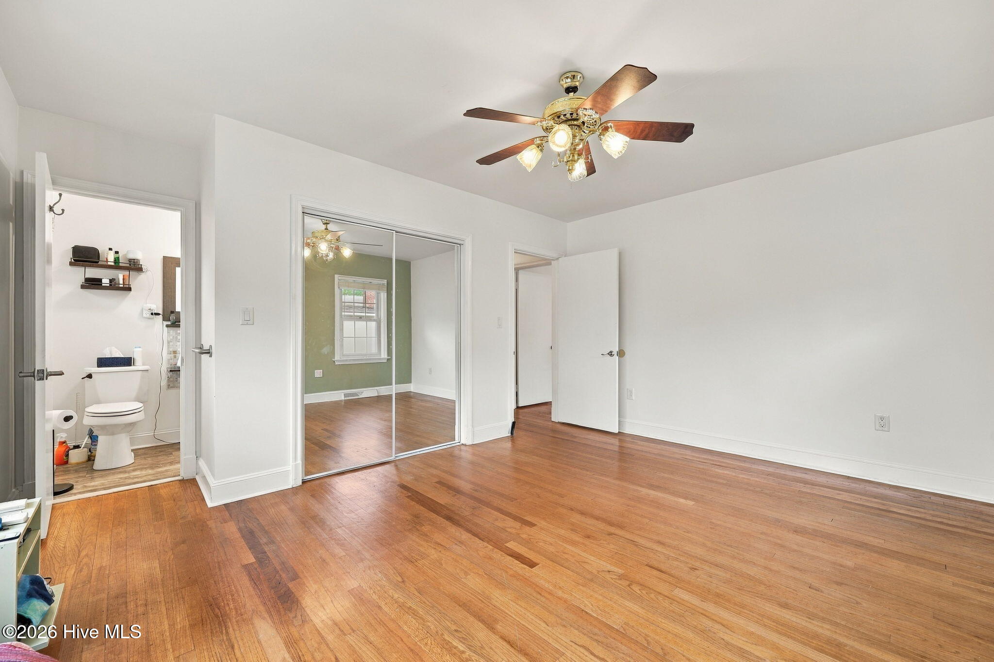 109 W 13th Street Property Photo 38