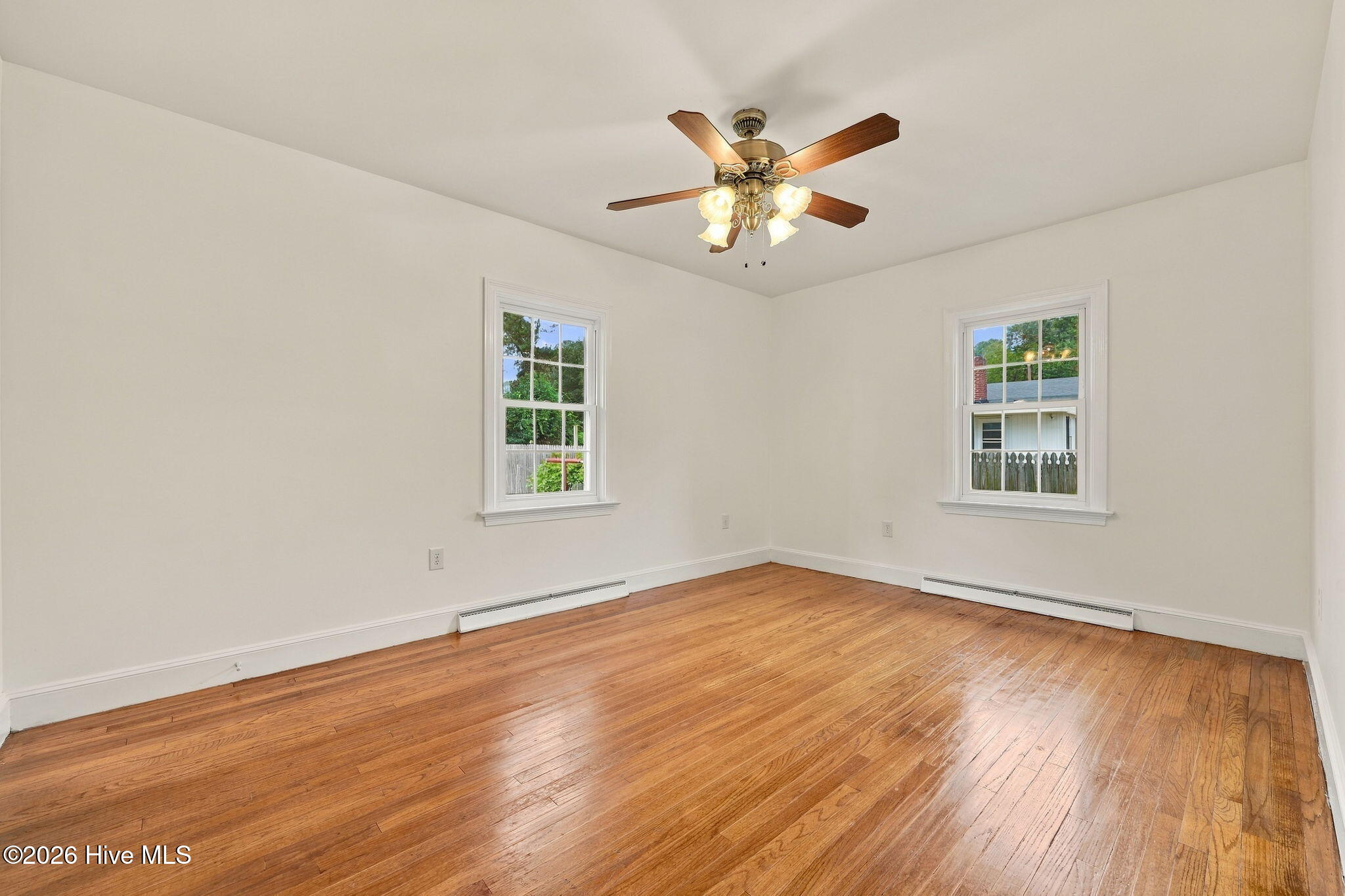 109 W 13th Street Property Photo 40