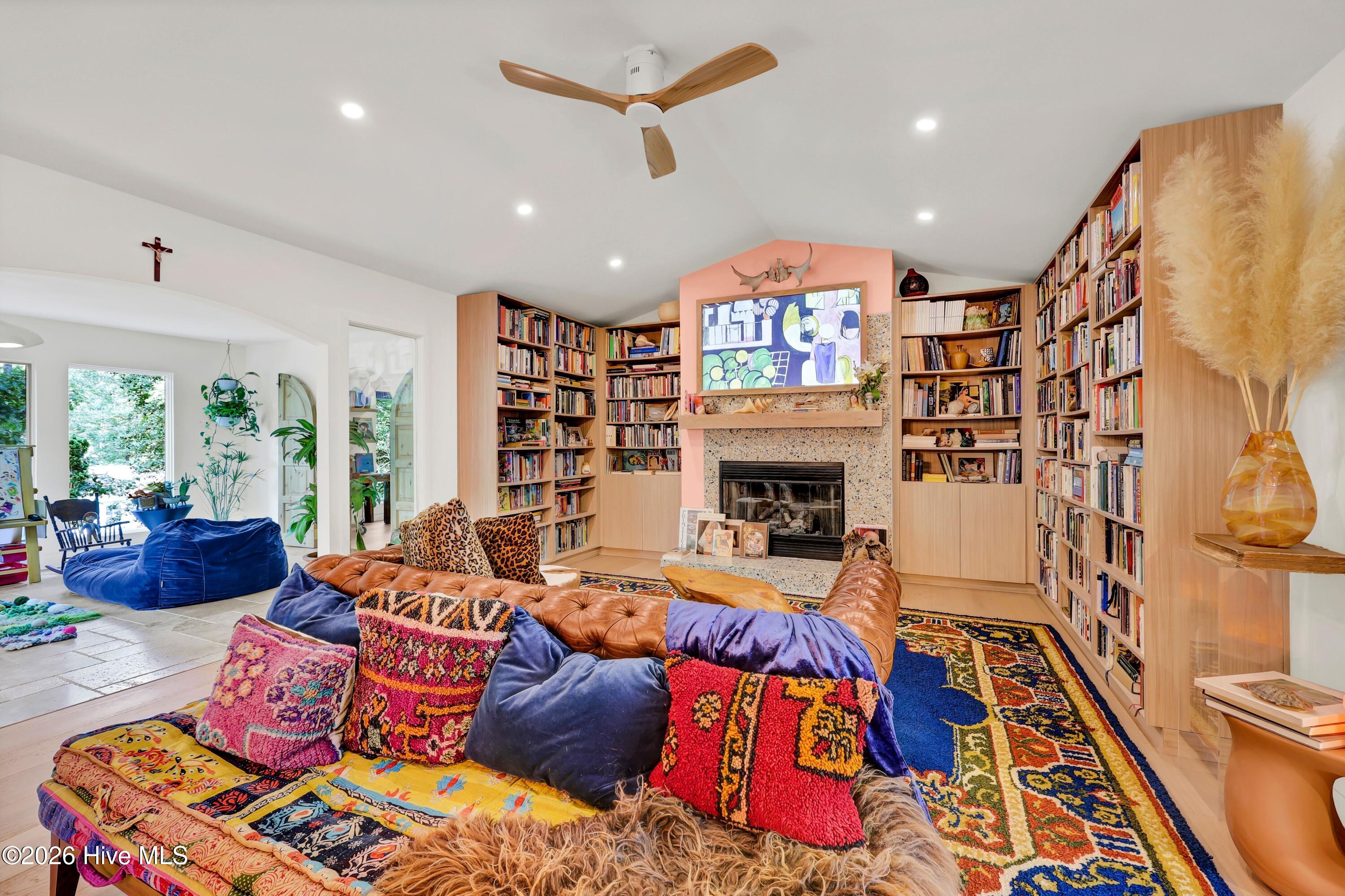 604 Tibbys Drive Property Photo 10