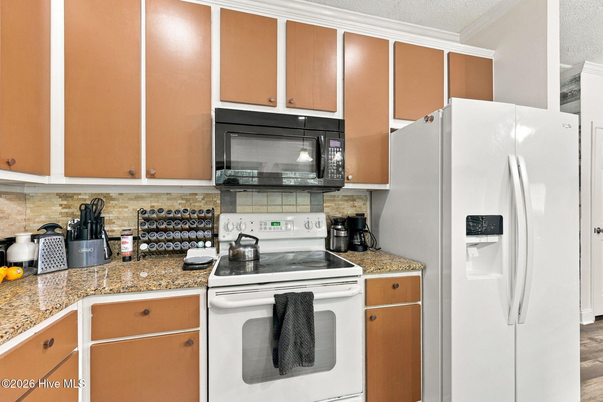 215 Jonaquins Drive Property Photo 13