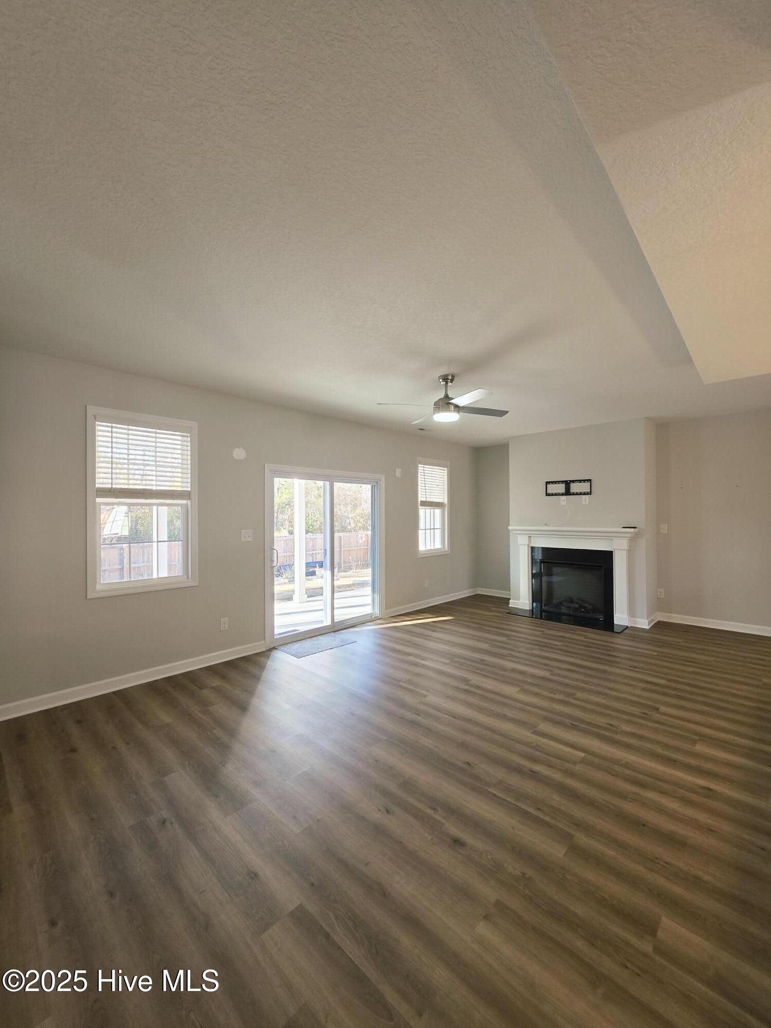1106 Carteret Manor Drive Property Photo 8