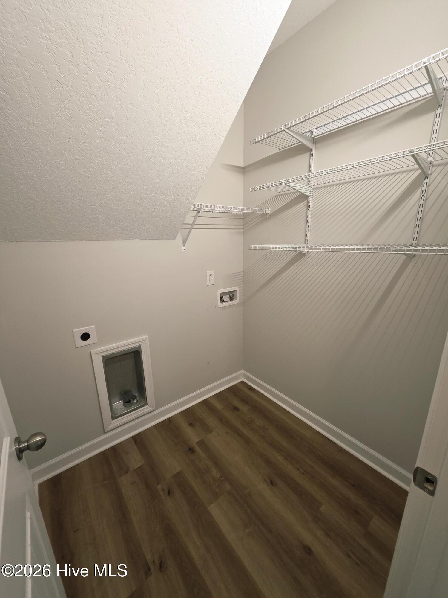 1106 Carteret Manor Drive Property Photo 16