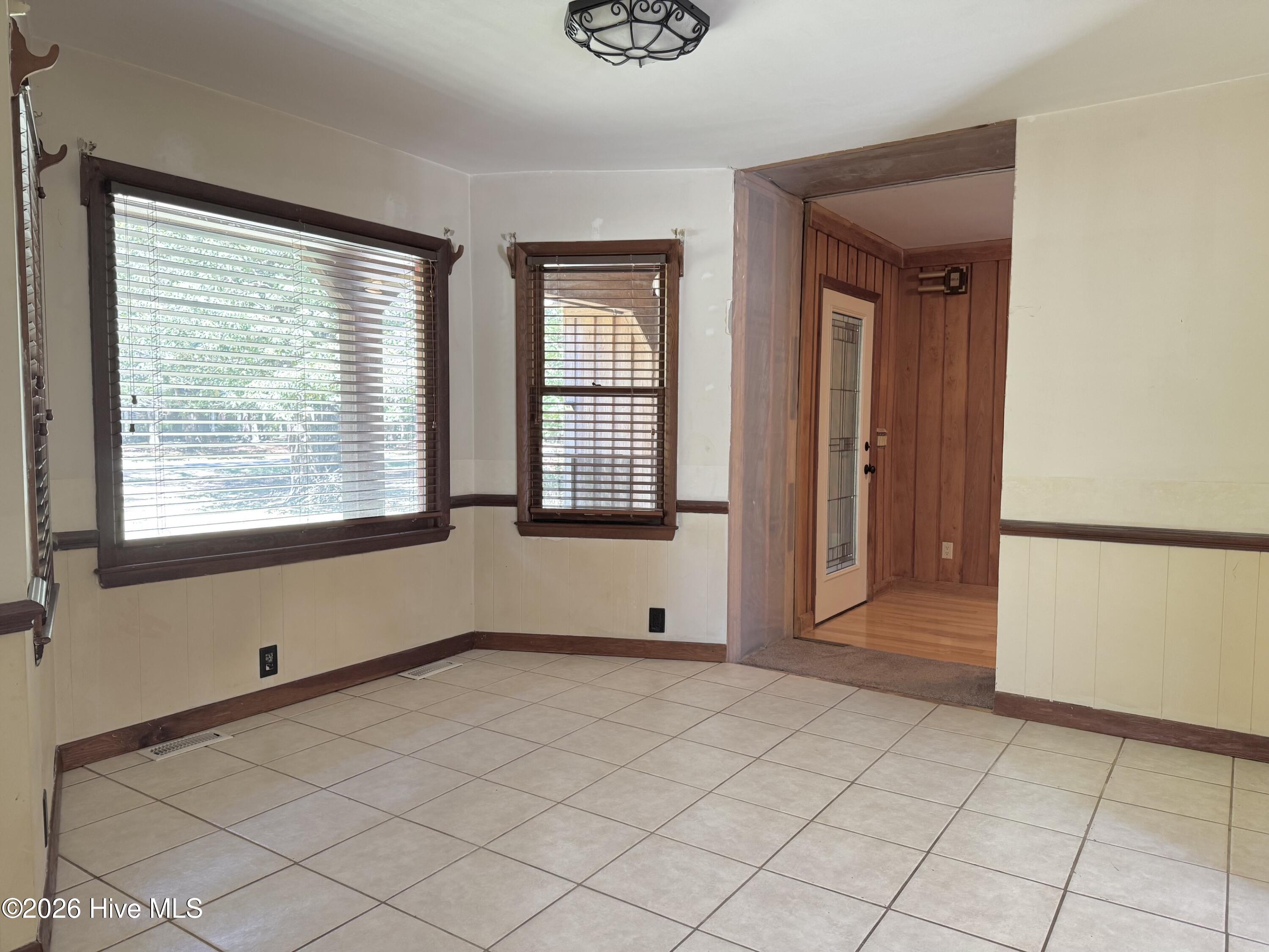 4710 Indian Corn Trail Property Photo 6