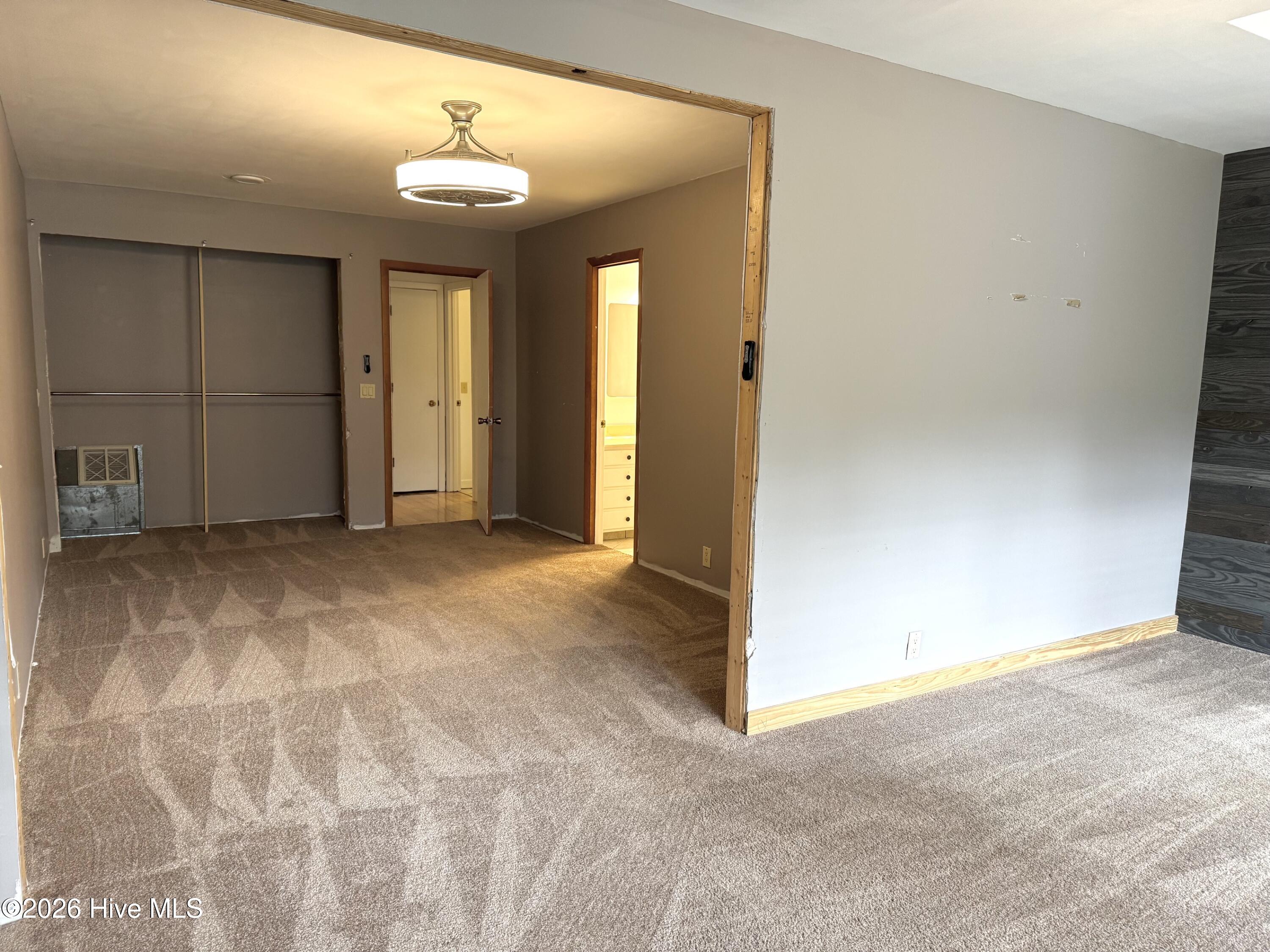 4710 Indian Corn Trail Property Photo 8