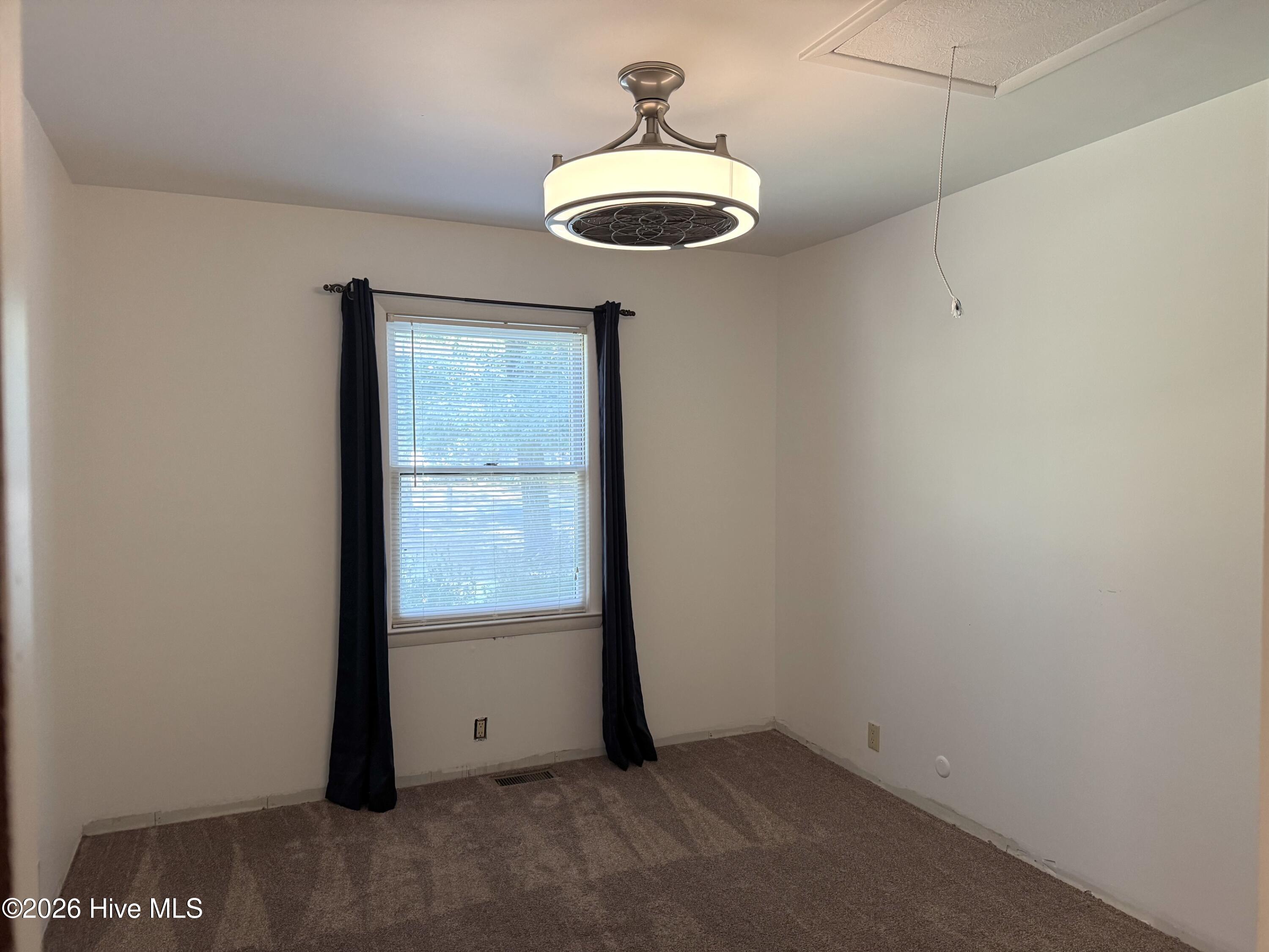 4710 Indian Corn Trail Property Photo 11