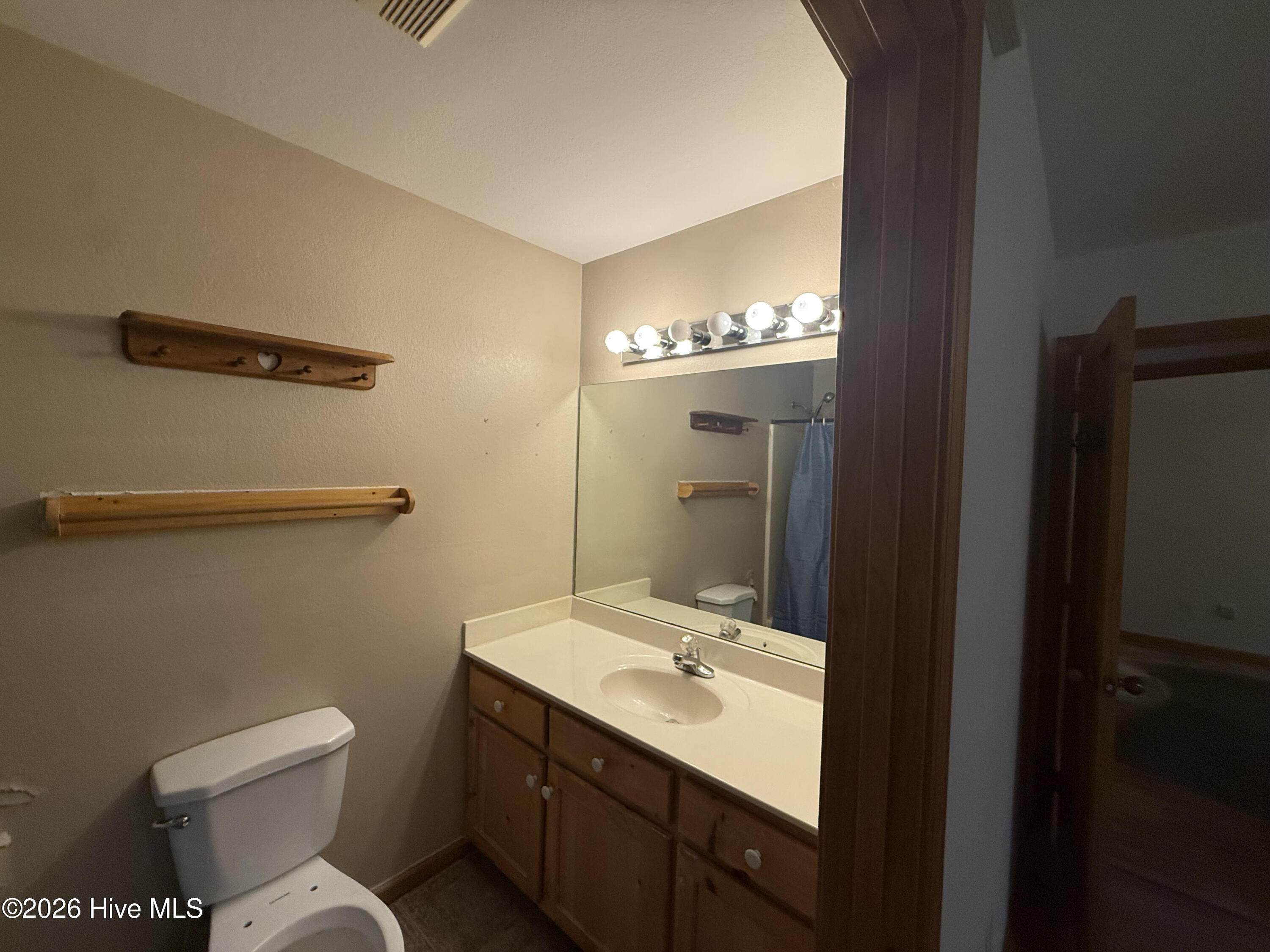 133 Fox Trot Lane Property Photo 6
