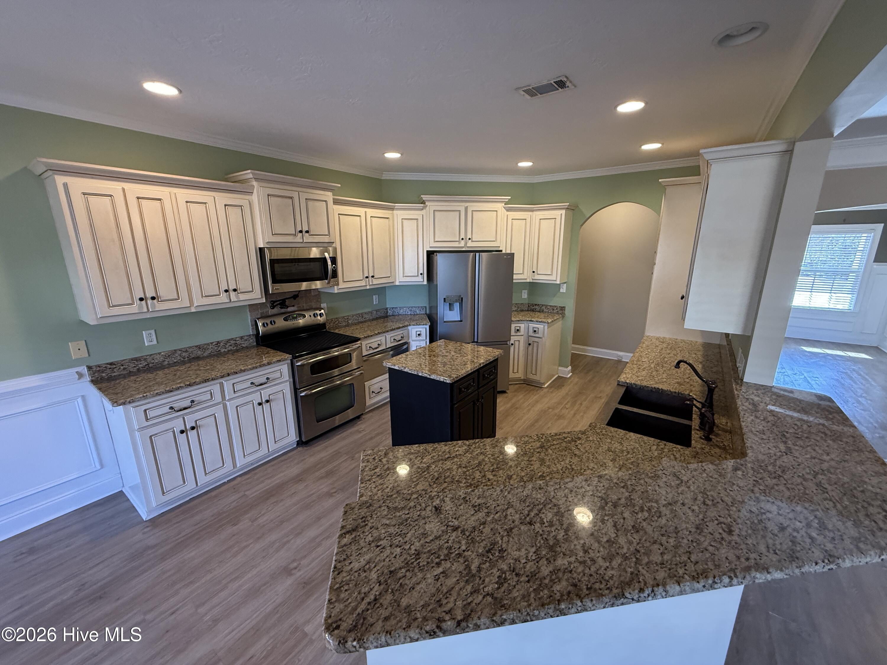 1165 Indian Springs Trail Property Photo 4