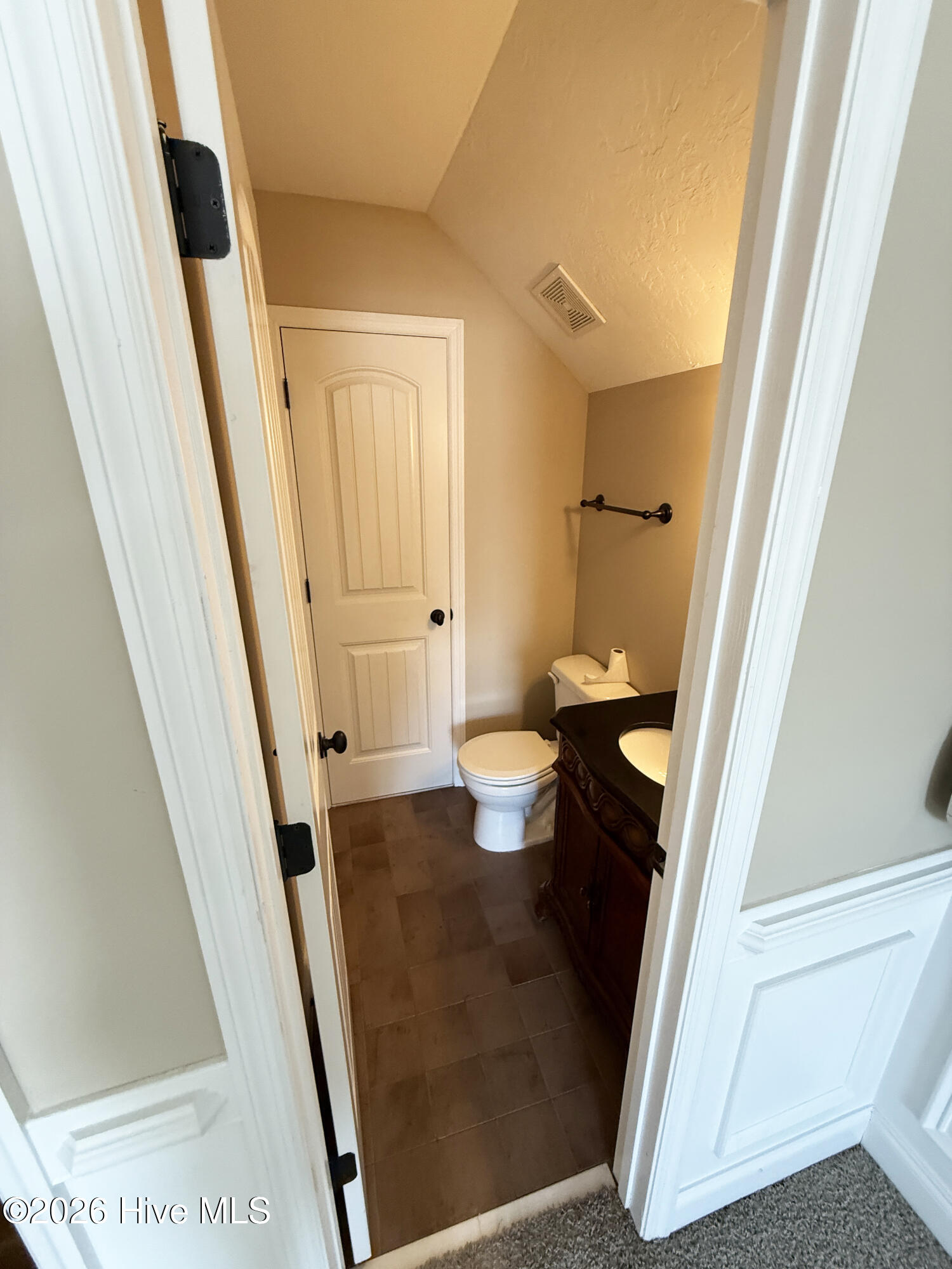 1165 Indian Springs Trail Property Photo 8