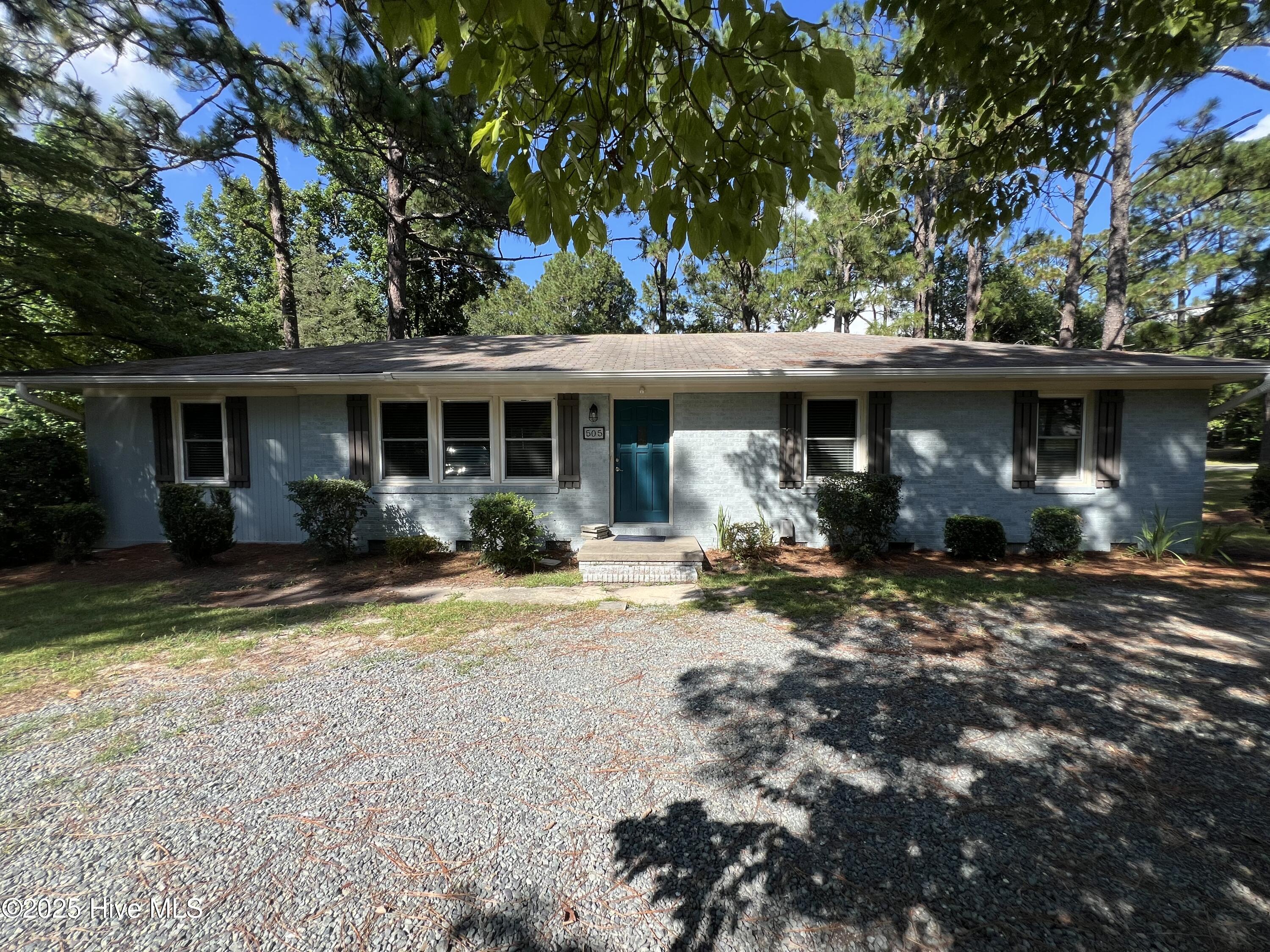 505 W Maine Avenue Property Photo 1