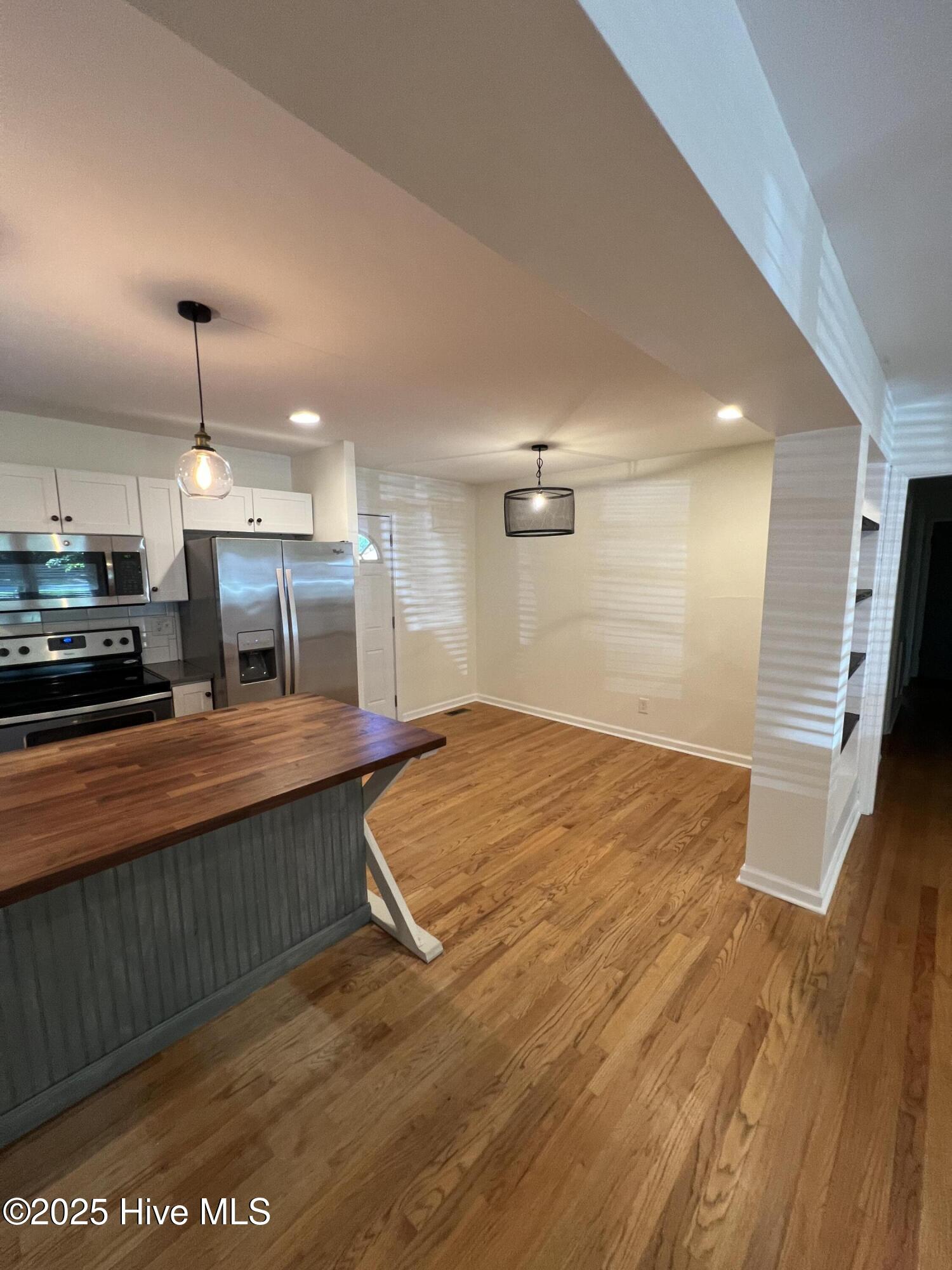 505 W Maine Avenue Property Photo 7