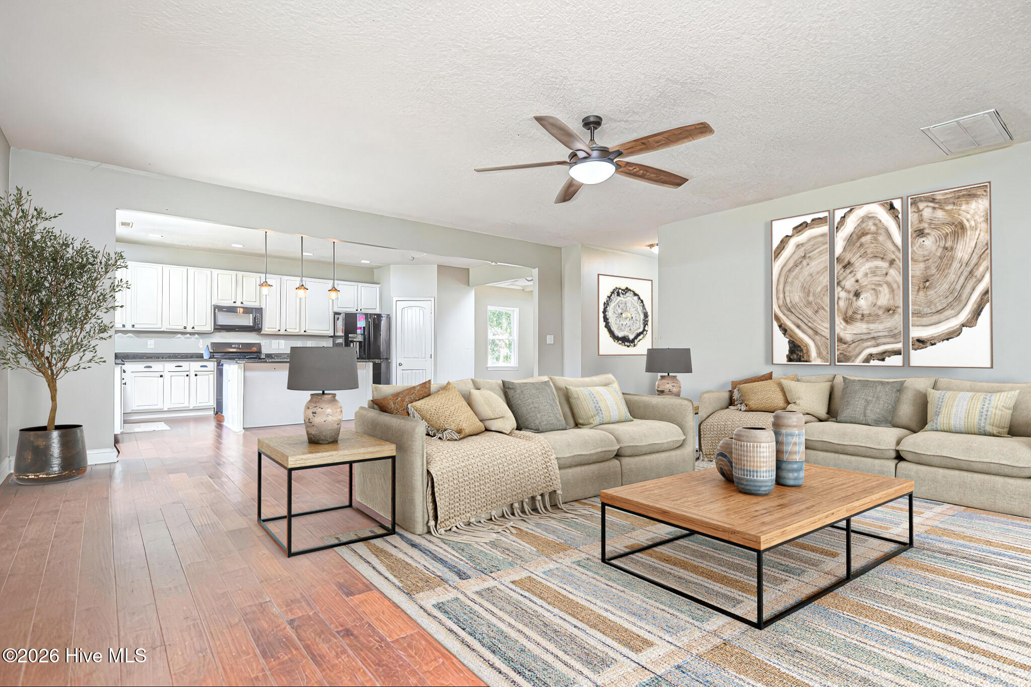21181 Traders Road Property Photo 8