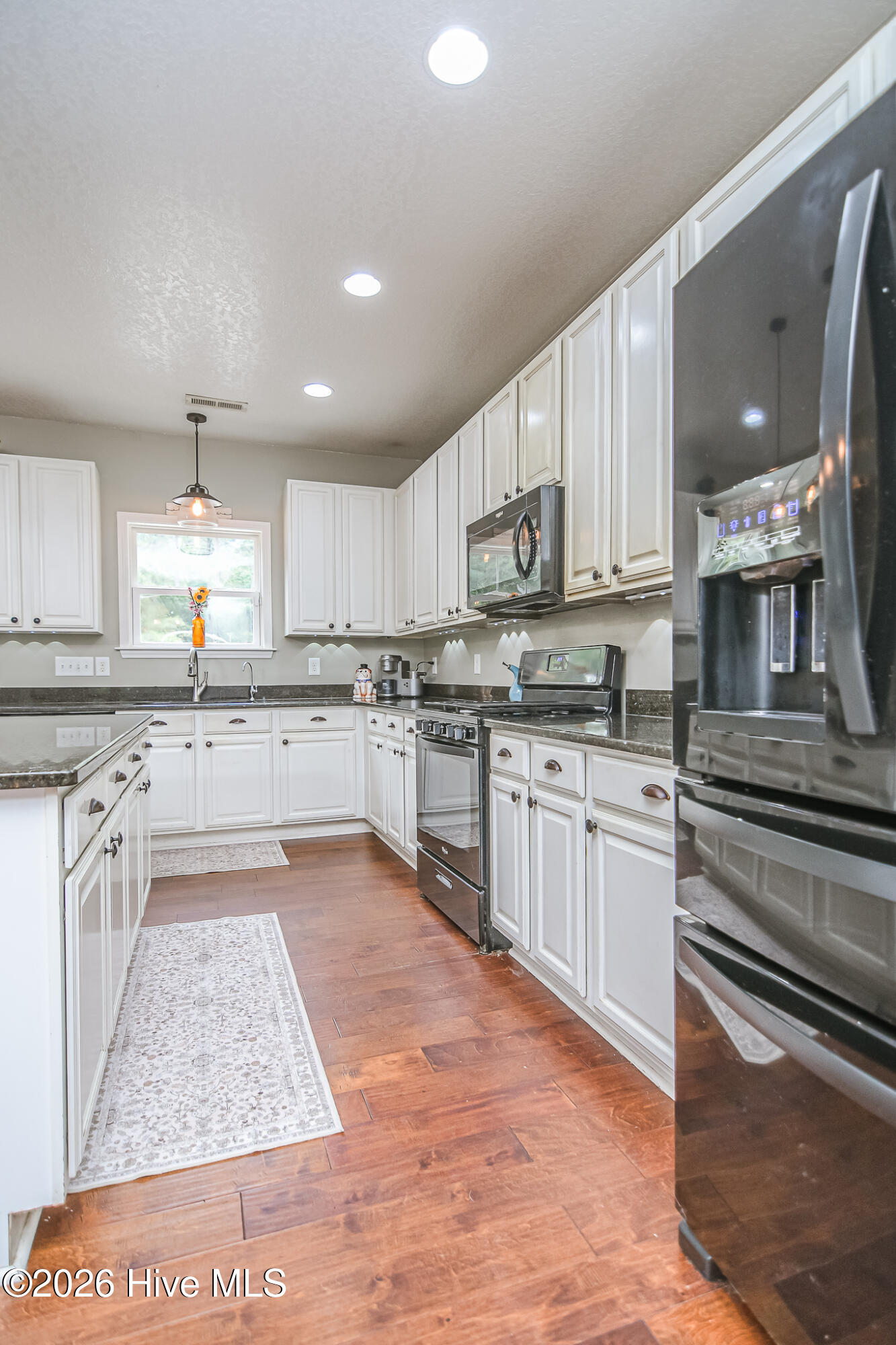 21181 Traders Road Property Photo 25