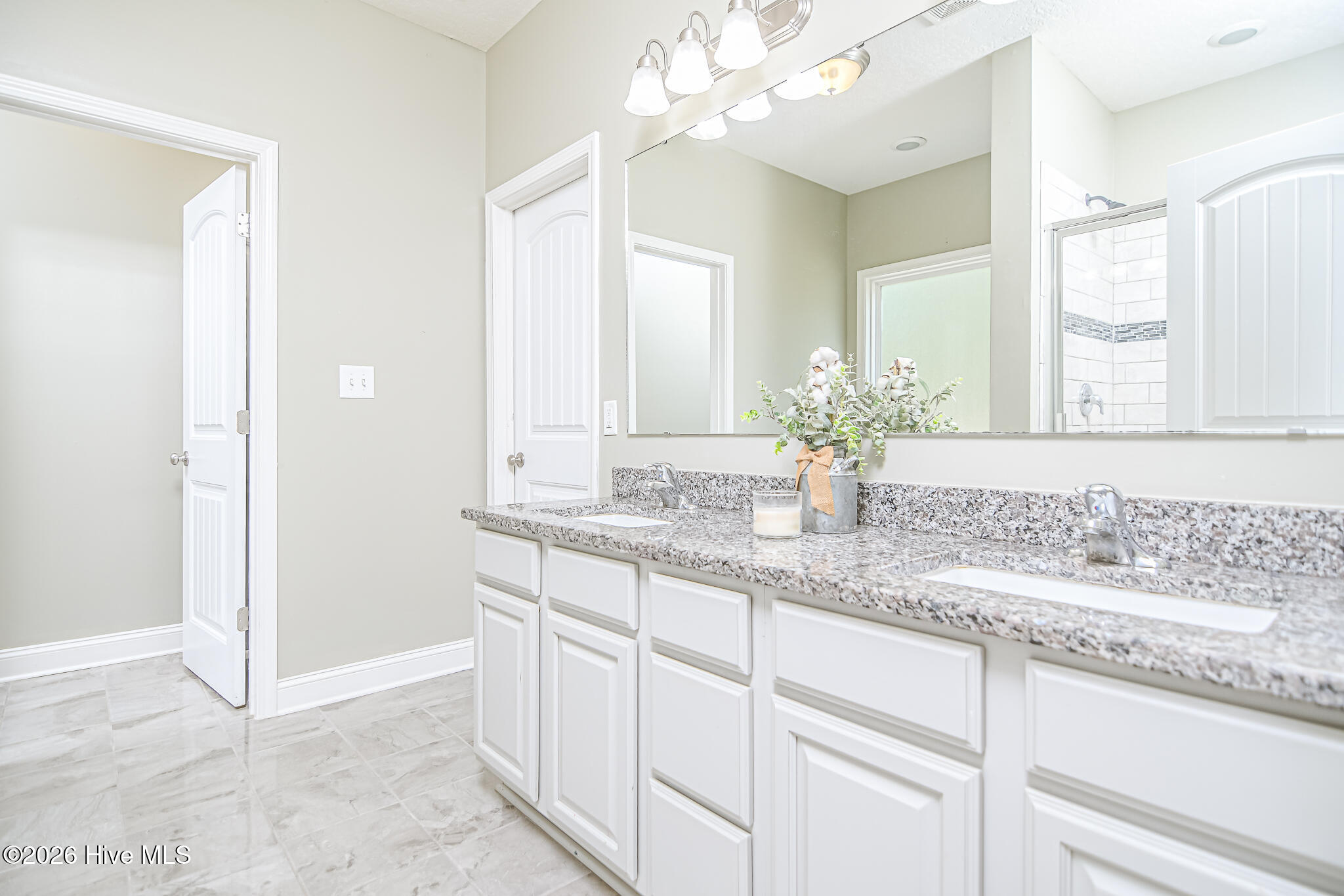 21181 Traders Road Property Photo 45