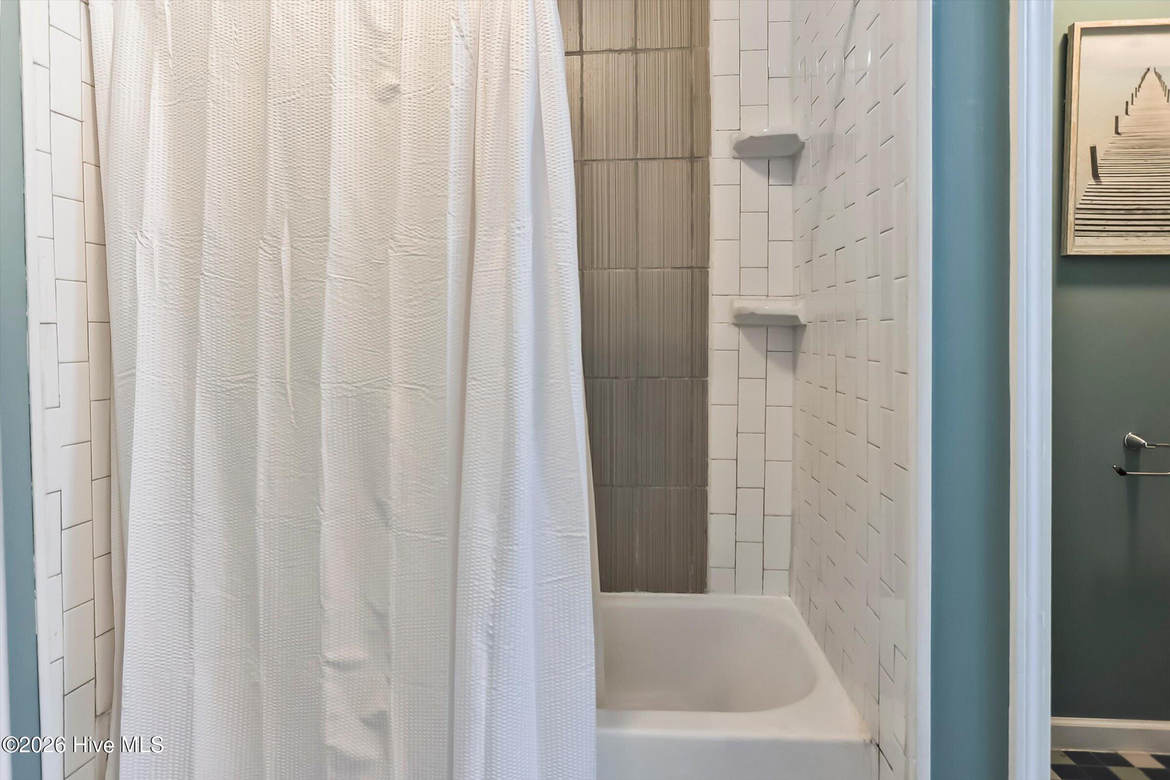 1001 Skyview Drive Property Photo 11