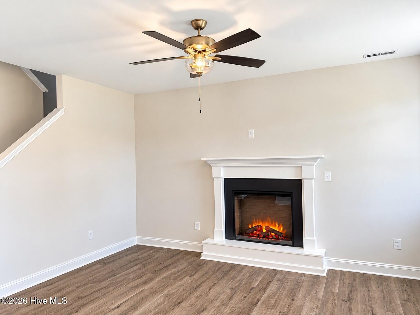 316 One Tree Hill Property Photo 7