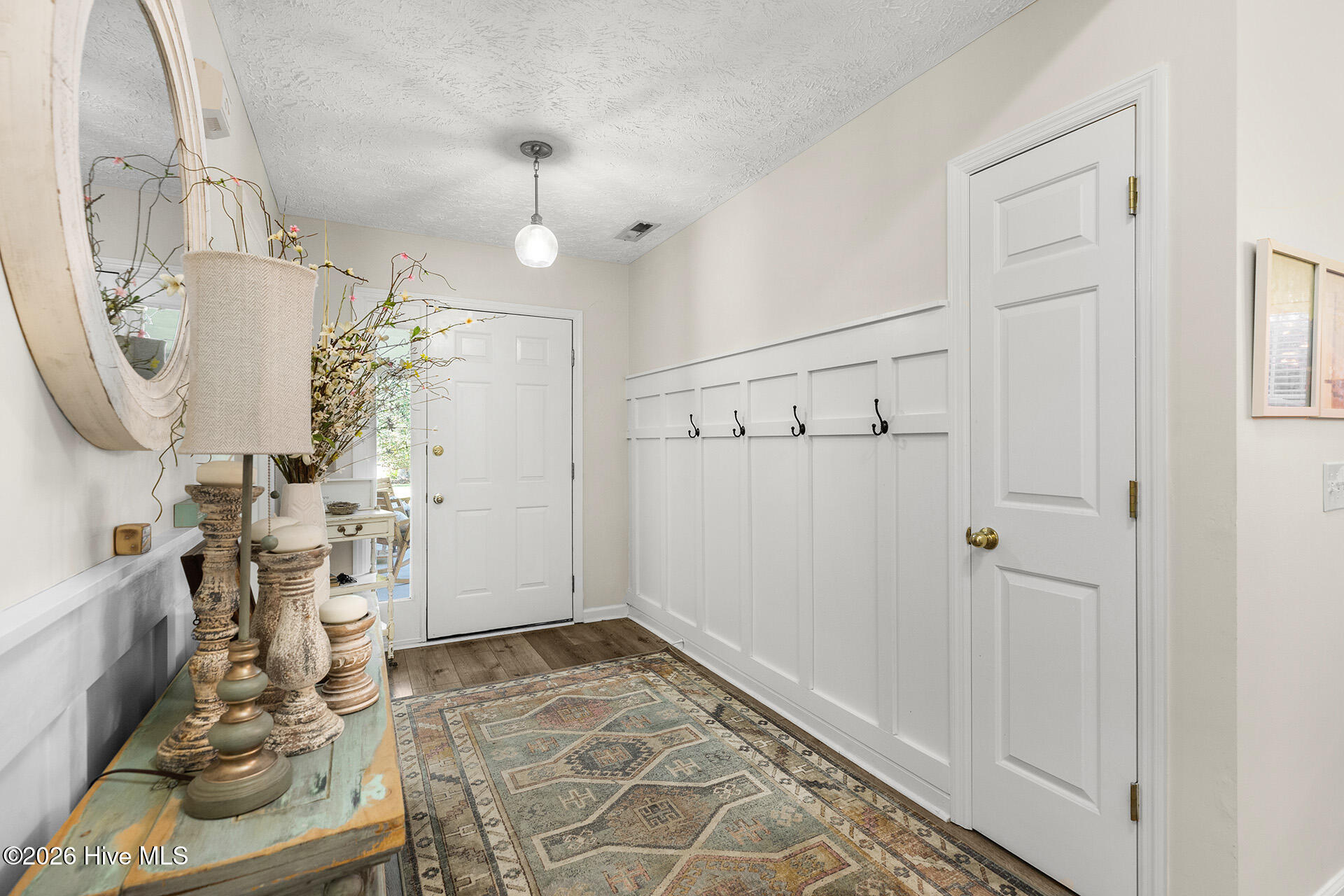 110 Pitch Pine Court Property Photo 8