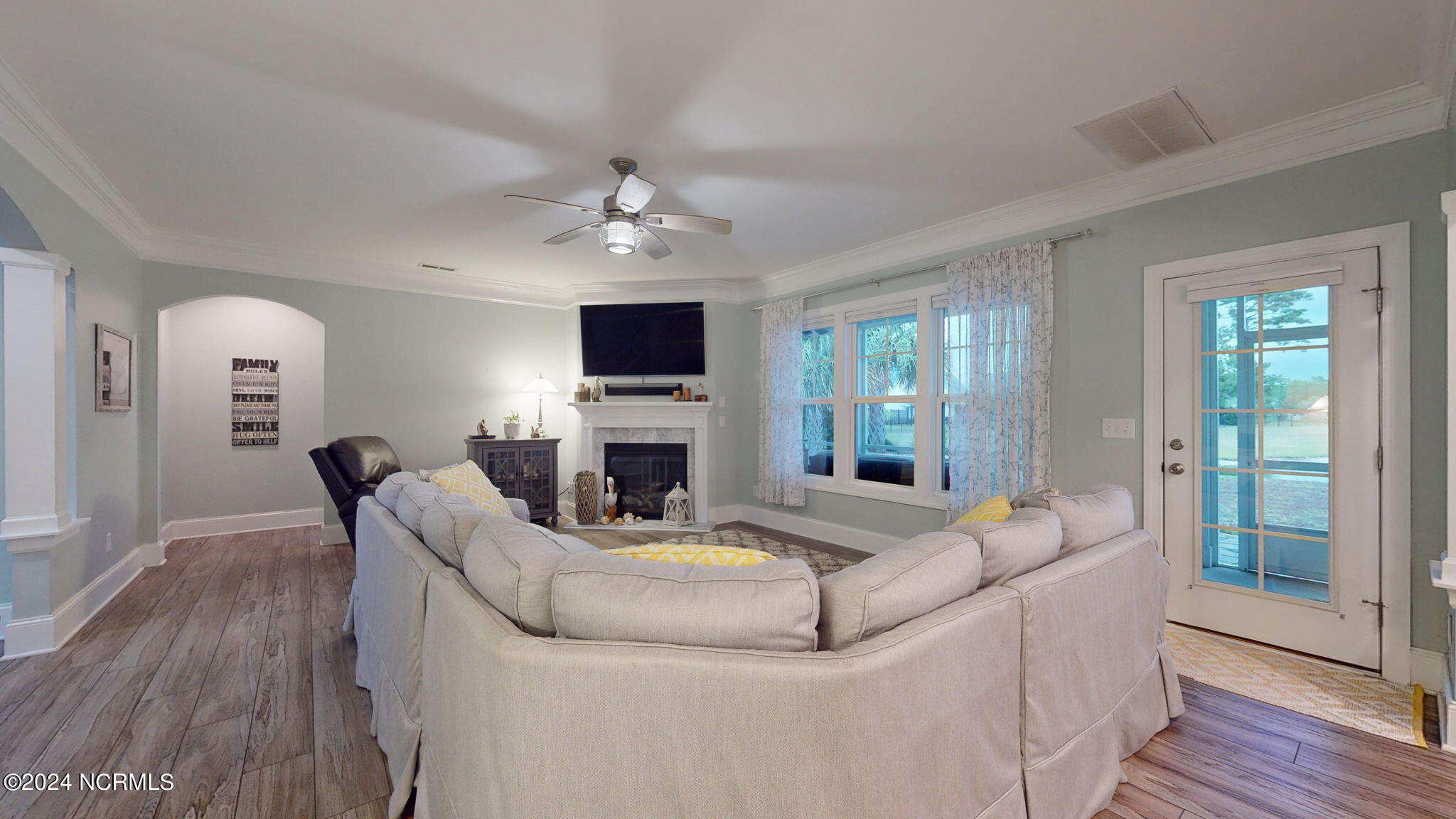 407 Cutter Way Property Photo 7