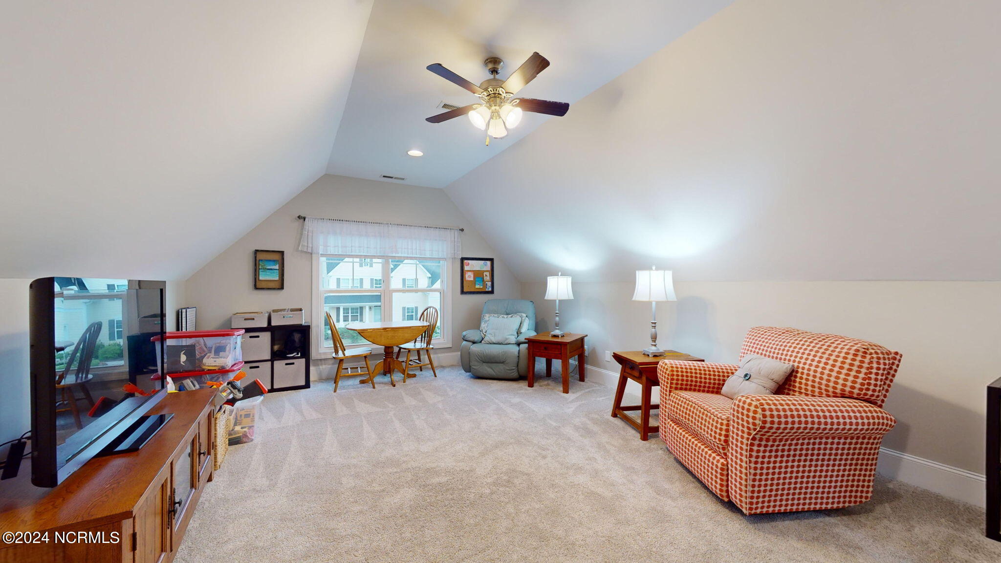 407 Cutter Way Property Photo 36